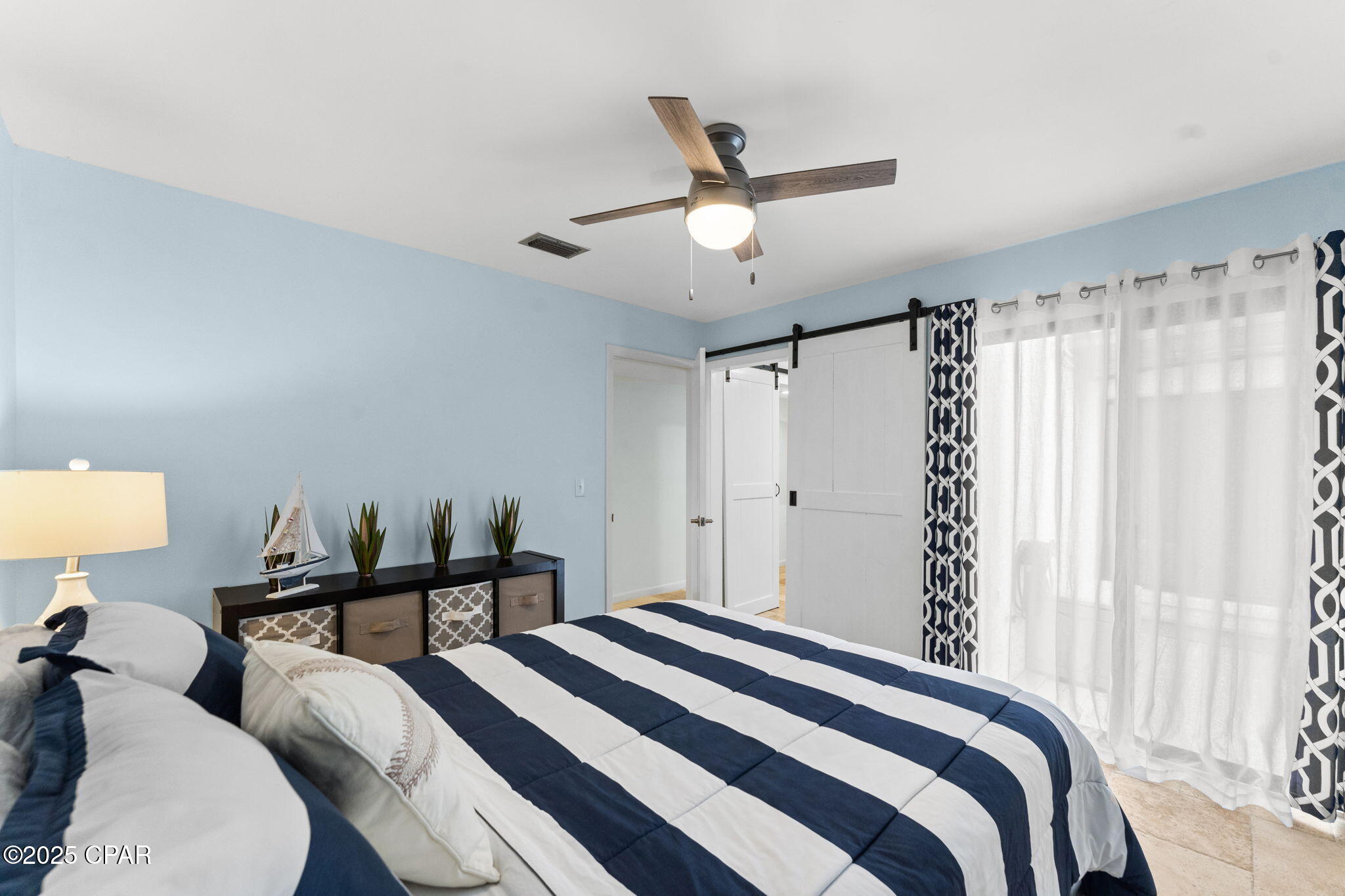 Image 23 For 425 Bayshore Drive 15