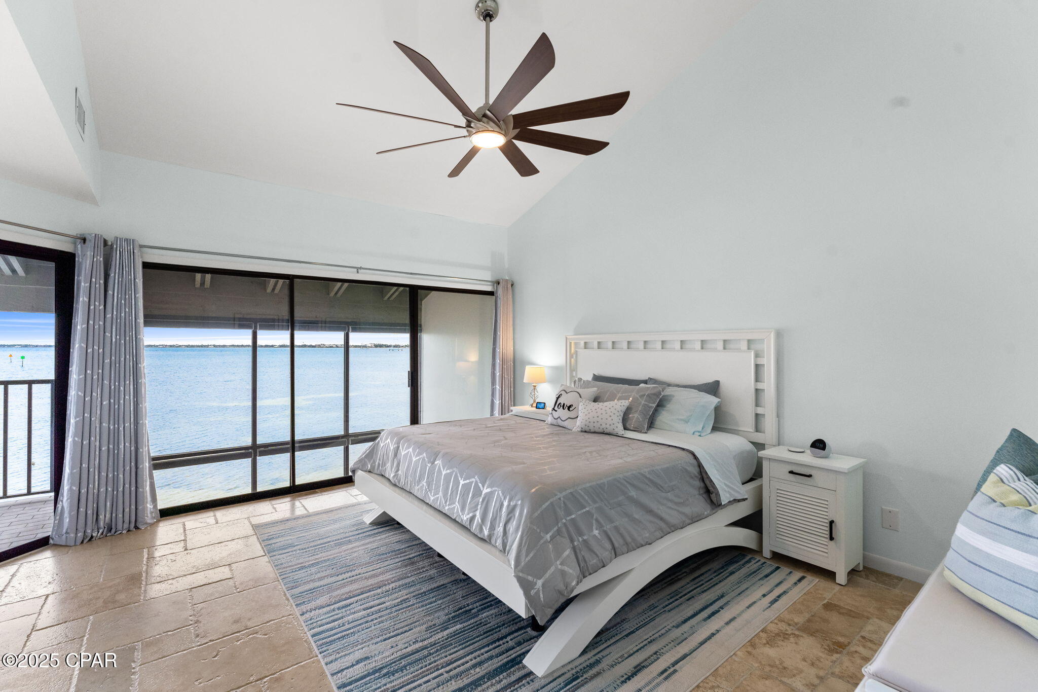 Image 25 For 425 Bayshore Drive 15