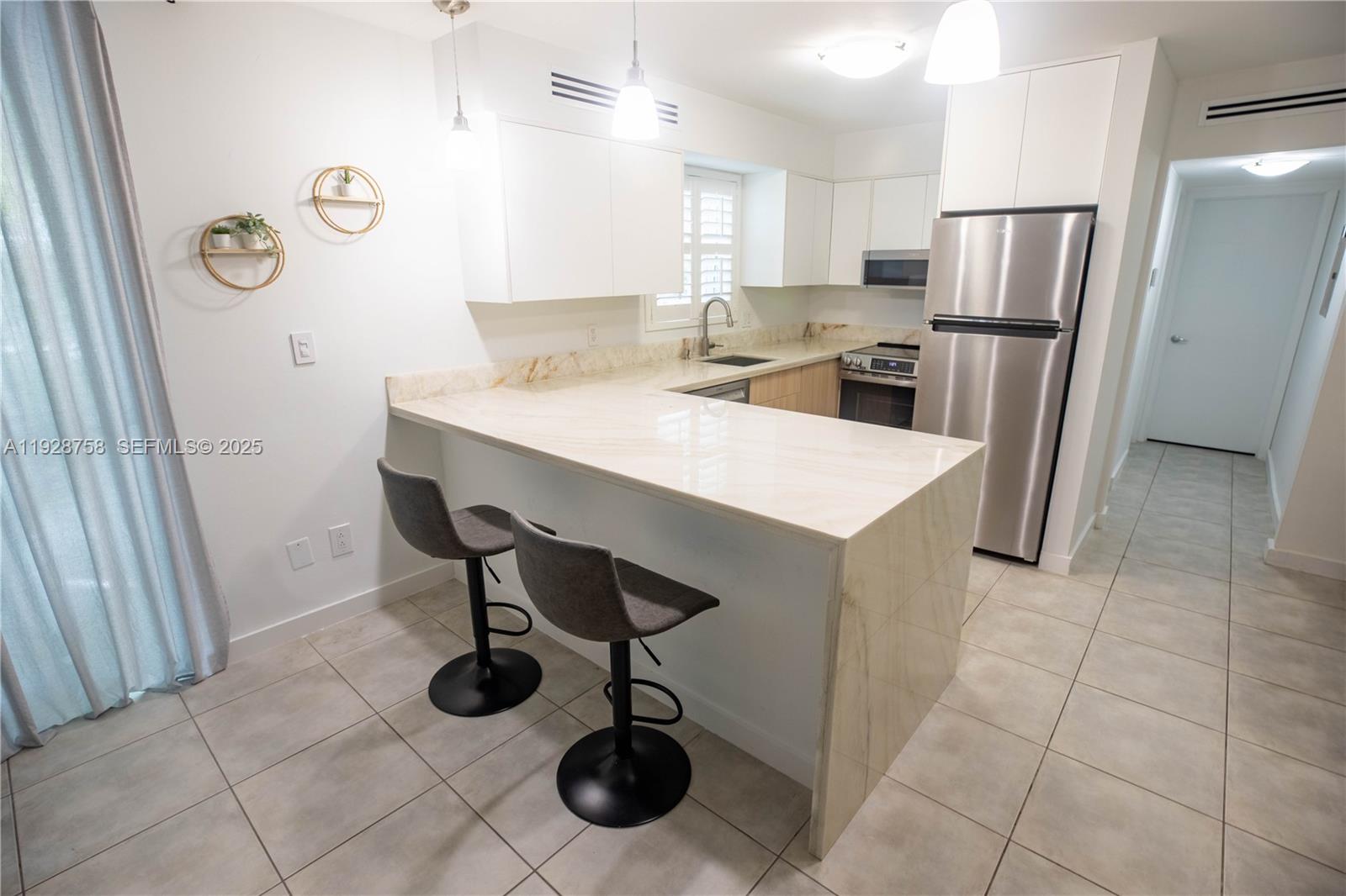 Nirvana Condo No Two Cond