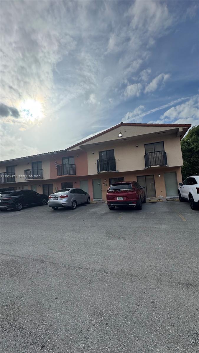 Midway Mansions Townhomes