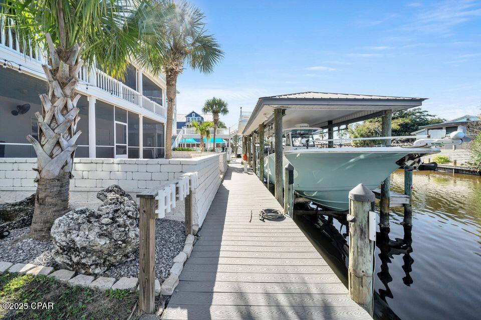 1001 Lighthouse Lagoon Court