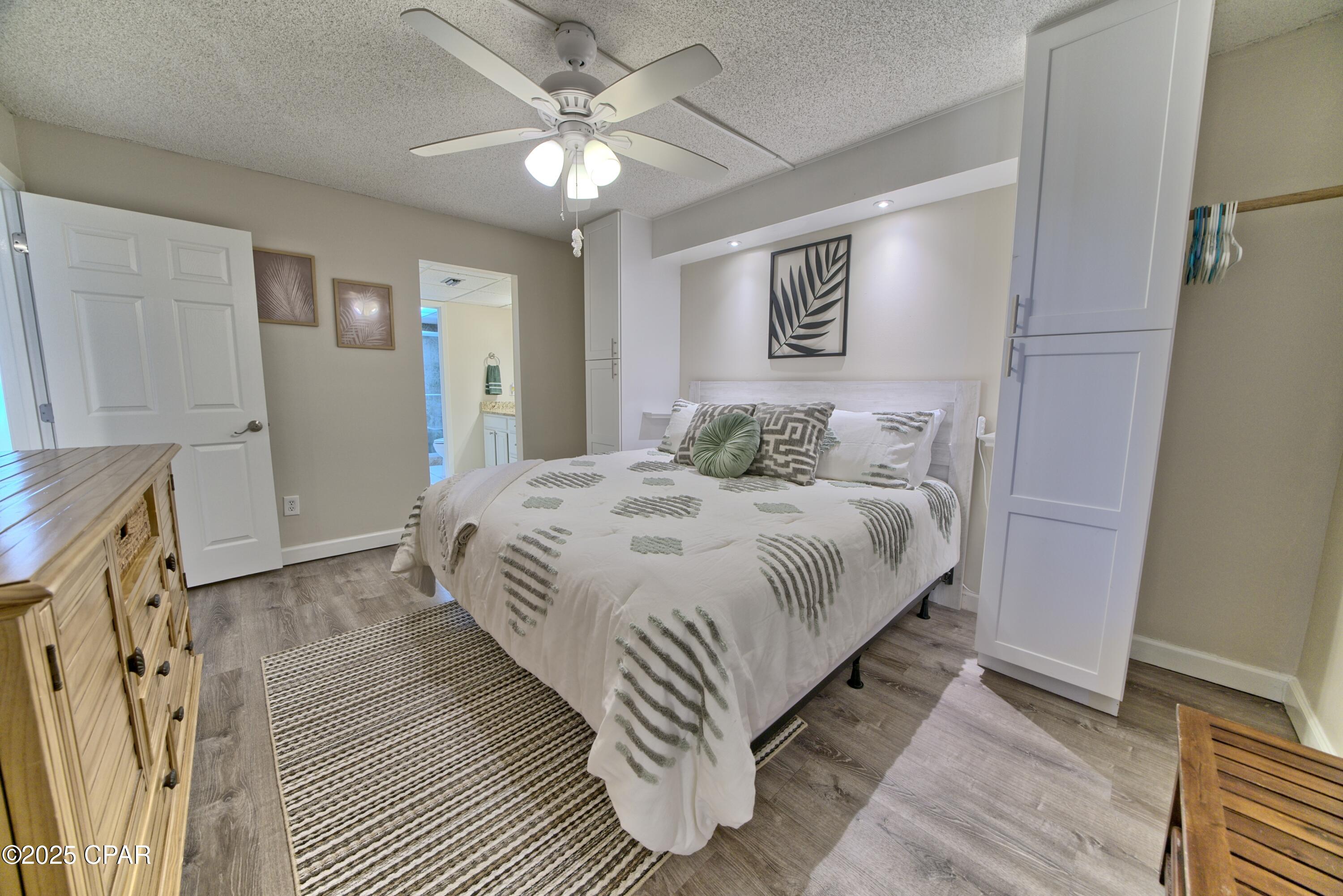 Image 42 For 11619 Front Beach Road 906