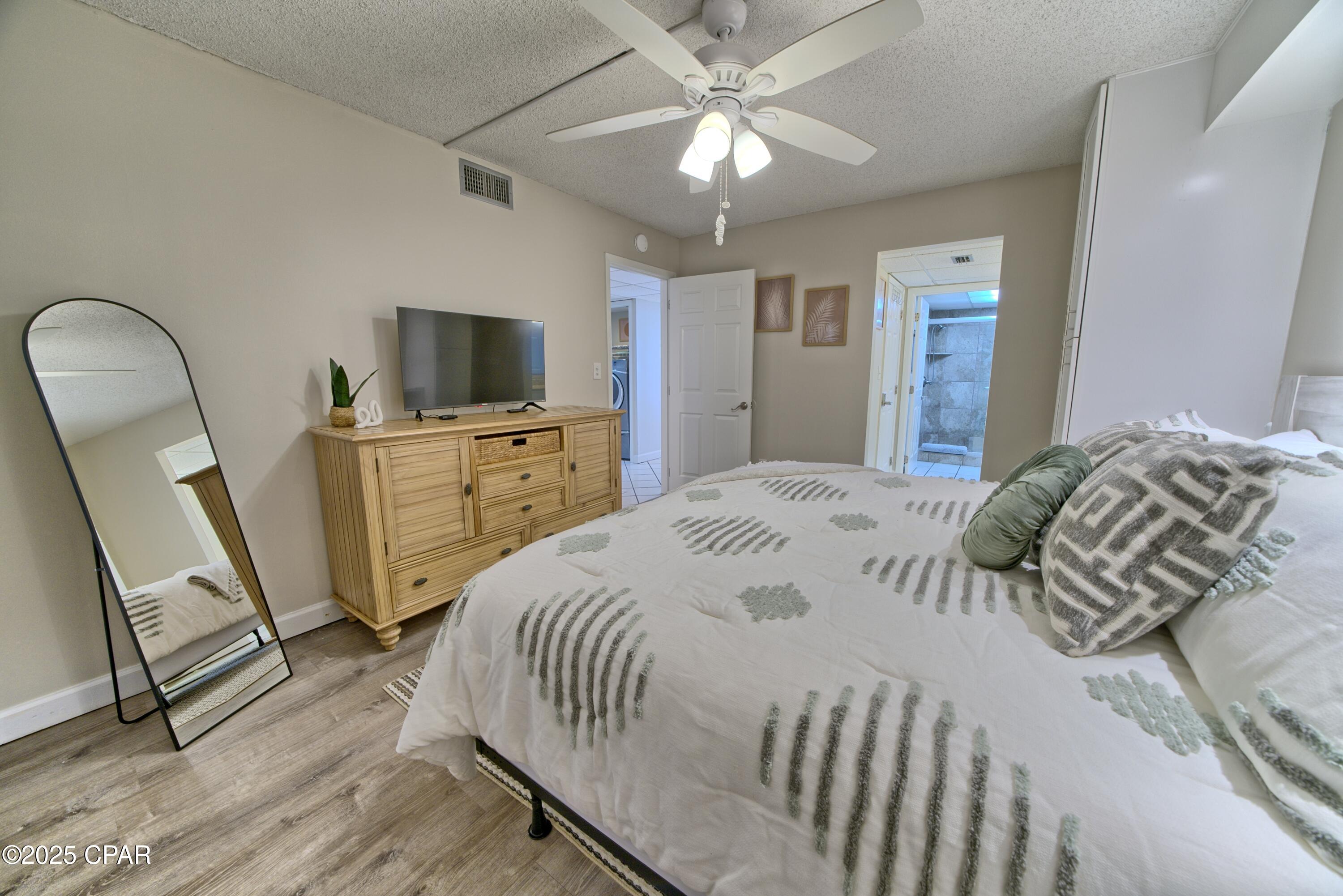 Image 44 For 11619 Front Beach Road 906