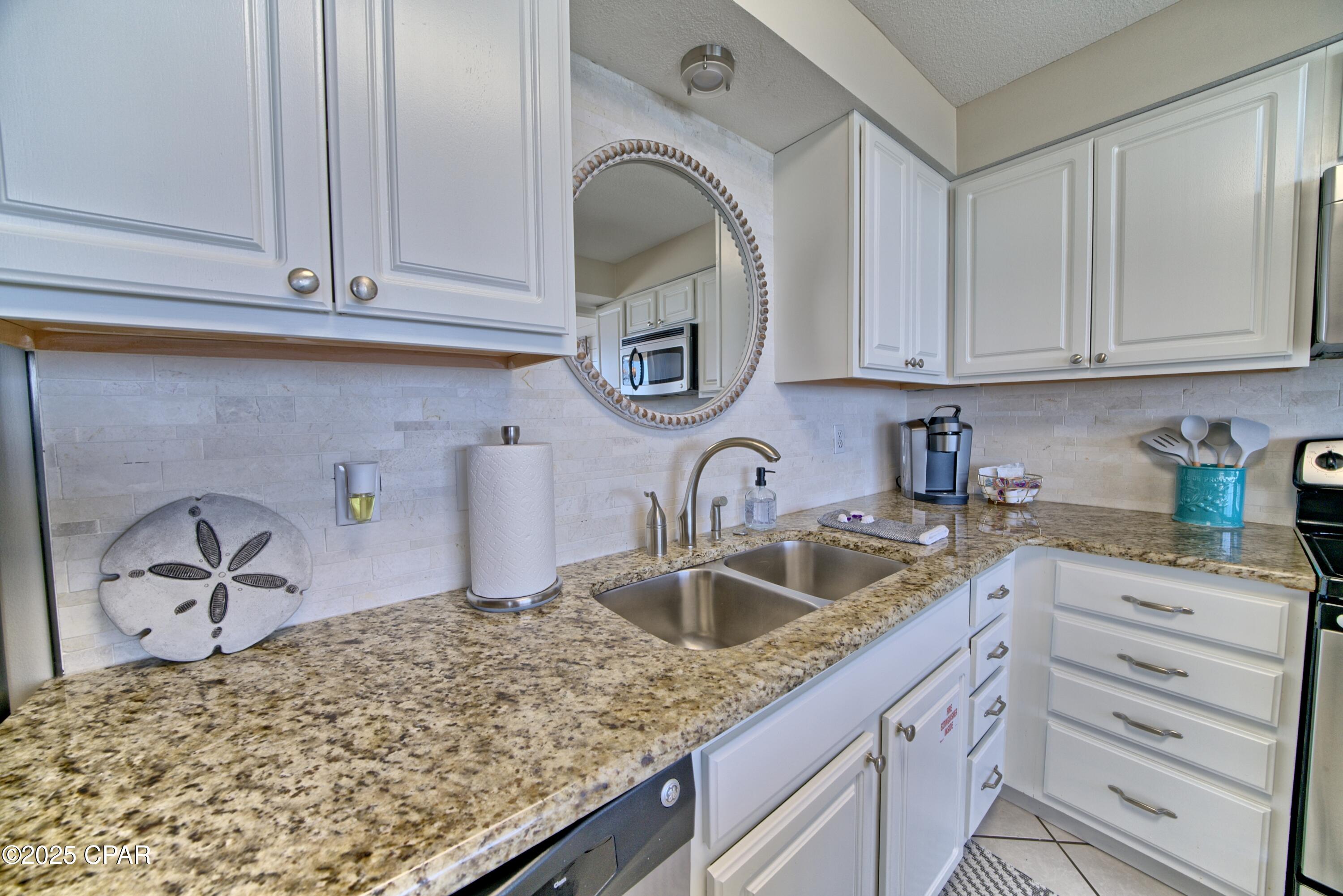 Image 7 For 11619 Front Beach Road 906