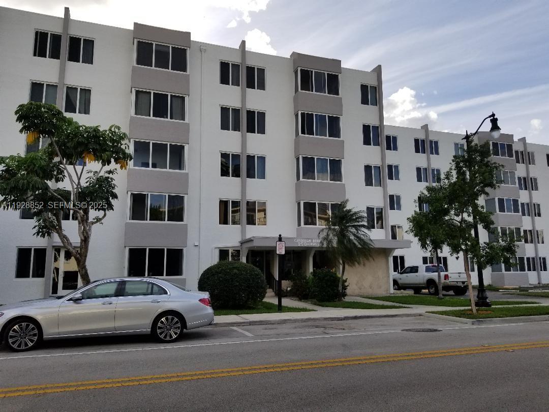 250-180th-dr-159-sunny-isles-beach-fl-33160/hzid_53cc8d76