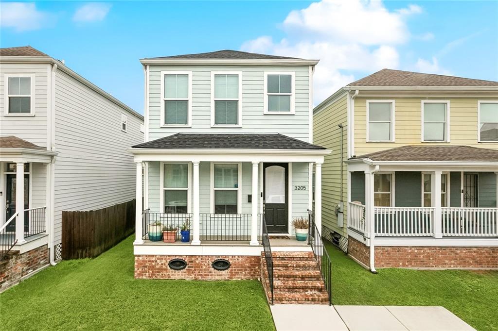 Homes for sale in New Orleans, LA | 3205 S Saratoga St, New Orleans, LA 70115 | MLS# 2533946