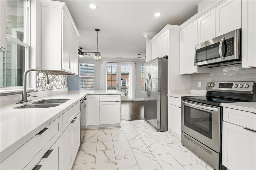 Homes for sale in New Orleans, LA | 3205 S Saratoga St, New Orleans, LA 70115 | MLS# 2533946