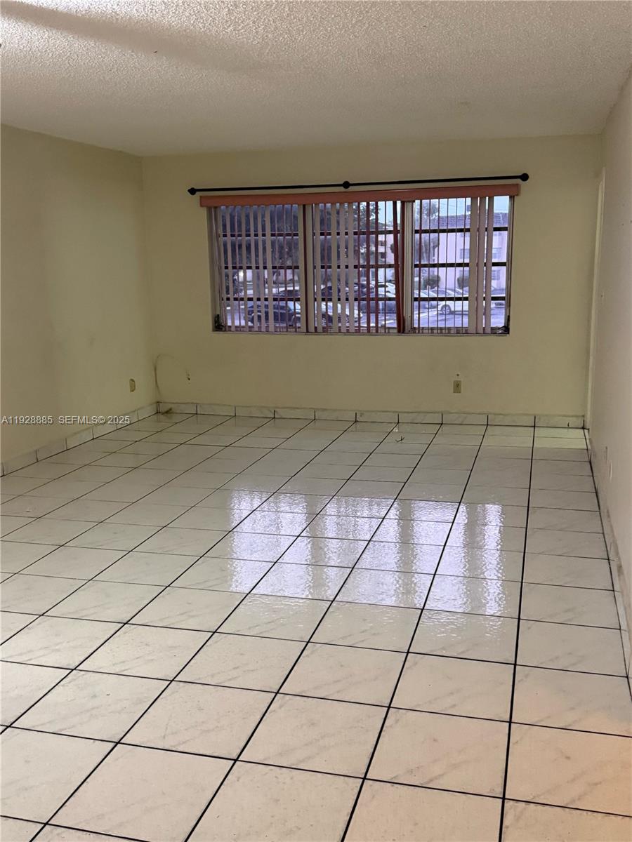 Fourth Horizons Condo