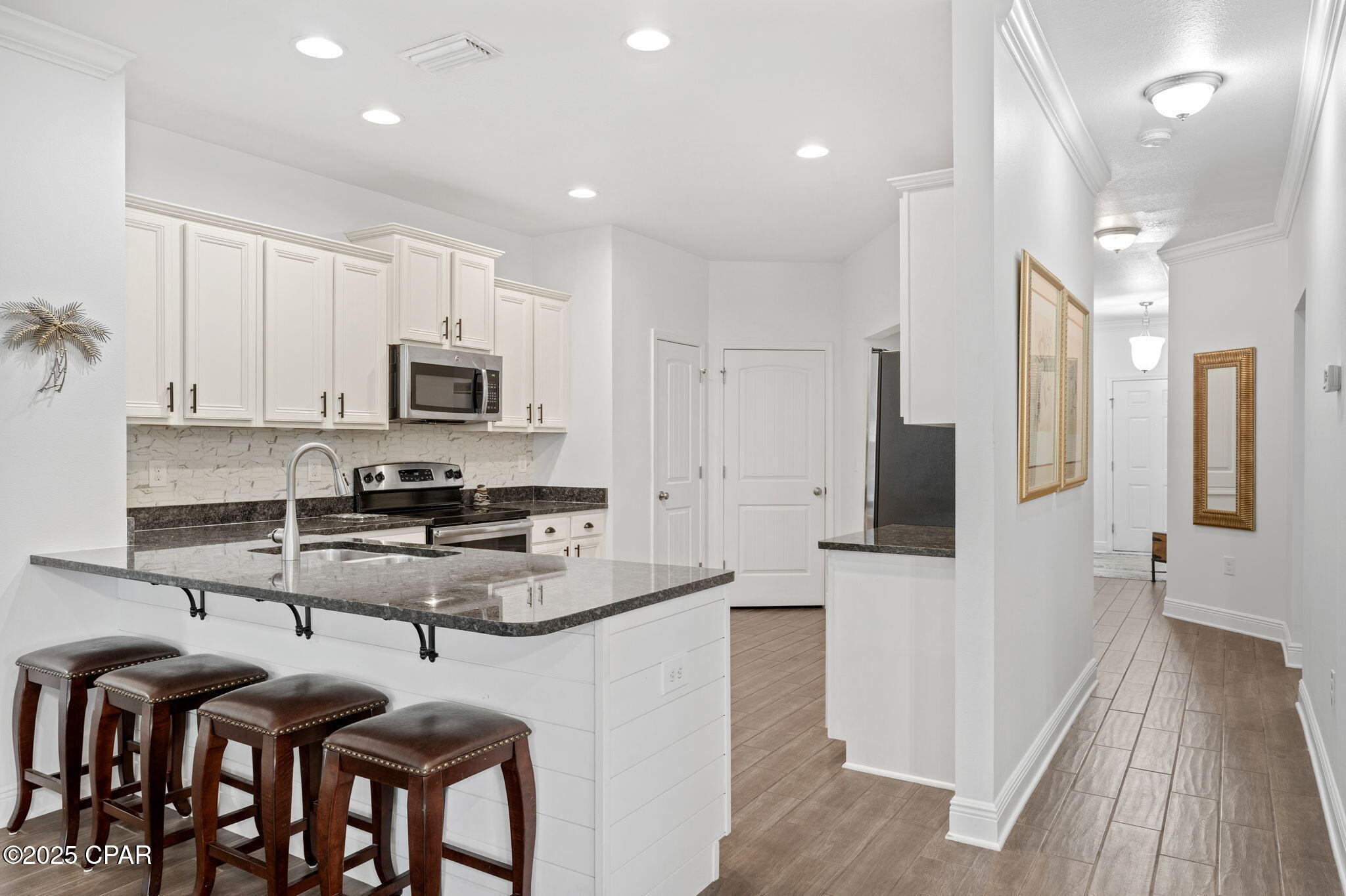 Image 16 For 21 Gustaf Drive