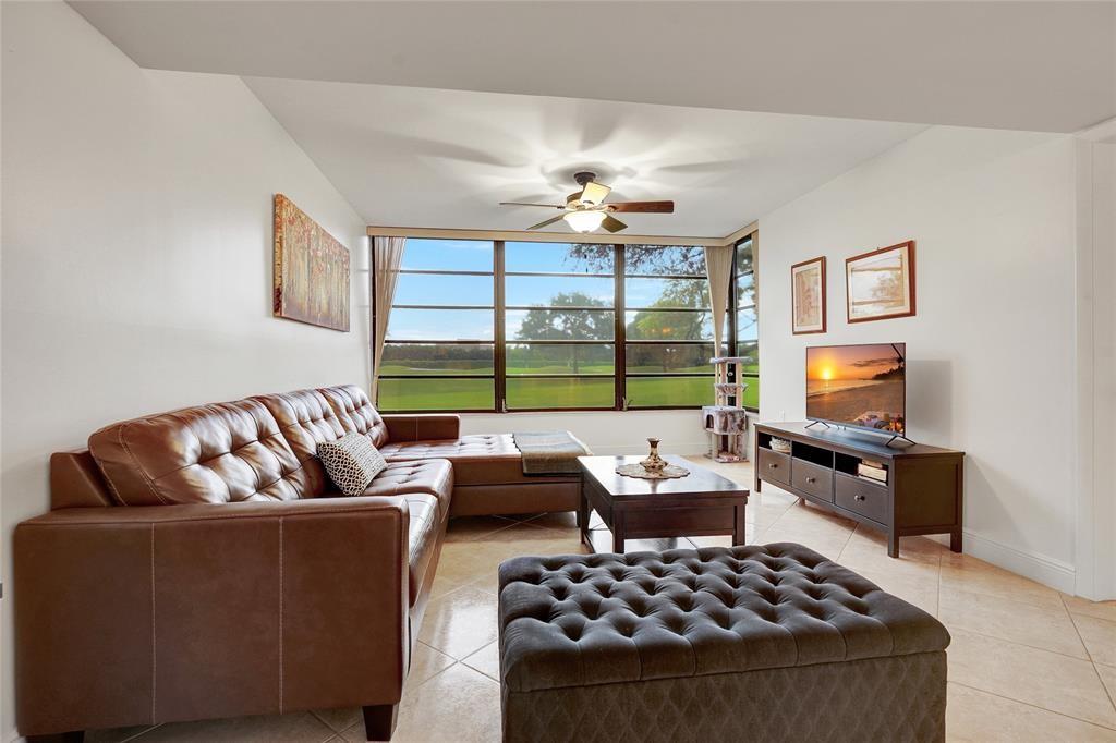 Whitehall Of Pine Ridge