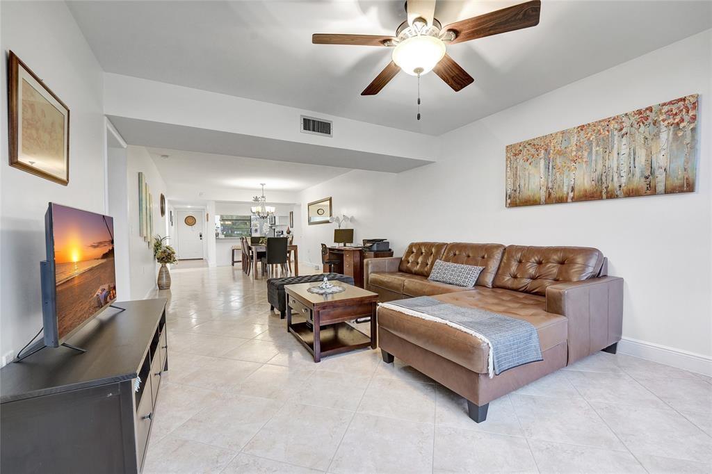 Homes for sale in Davie, FL | 1502 Whitehall Dr #106, Davie, FL 33324 | MLS# F10540549