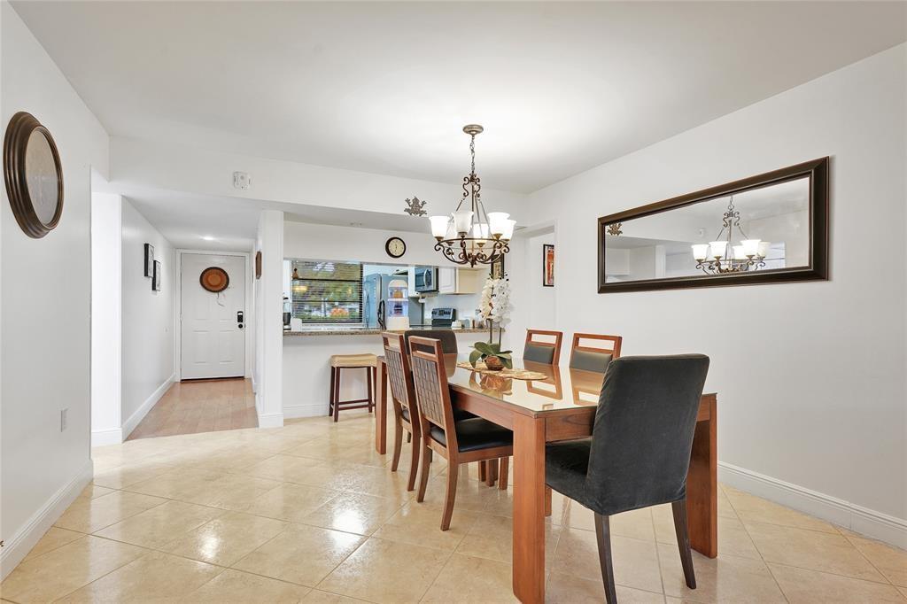 Homes for sale in Davie, FL | 1502 Whitehall Dr #106, Davie, FL 33324 | MLS# F10540549