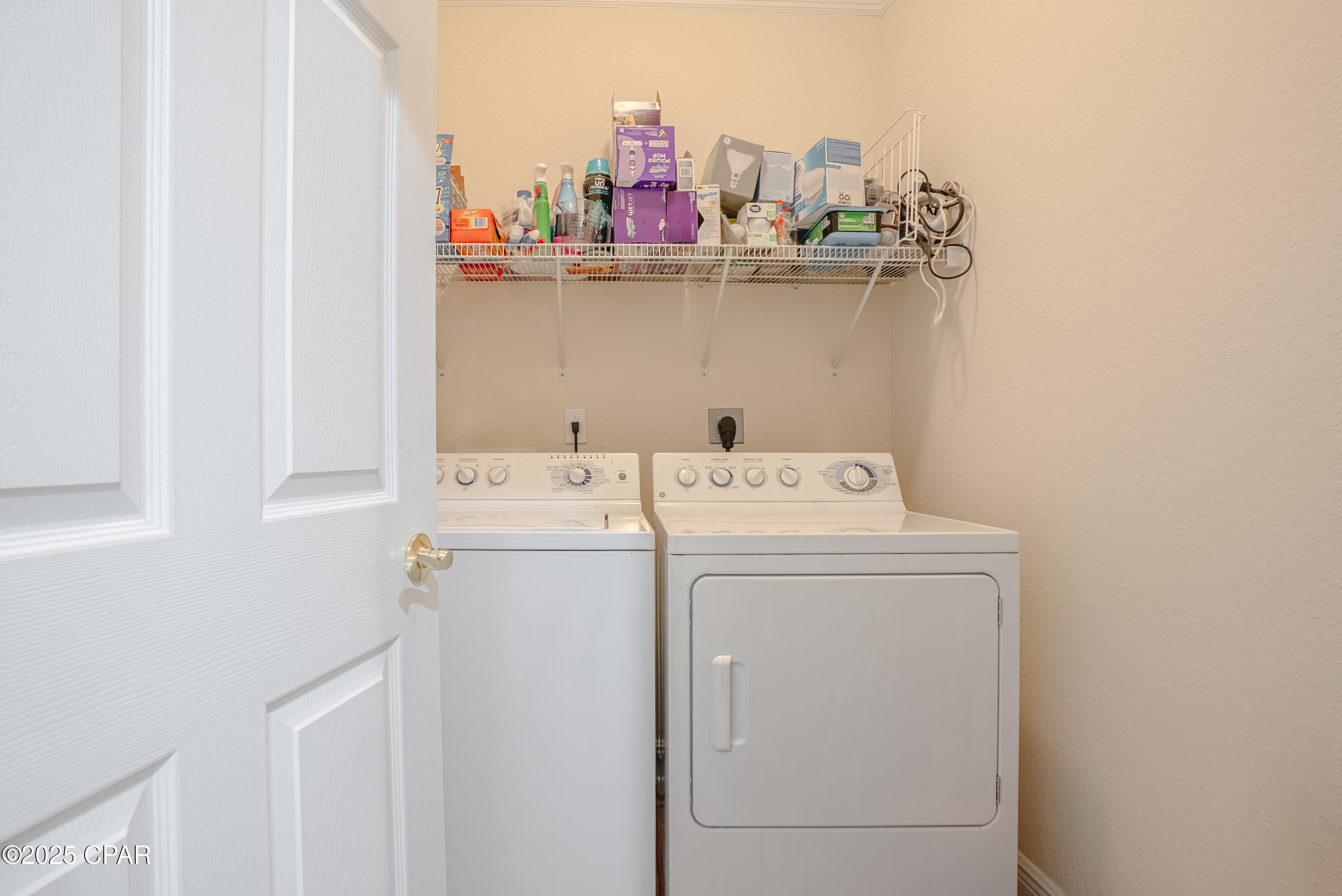 Image 41 For 231 Middleburg Drive