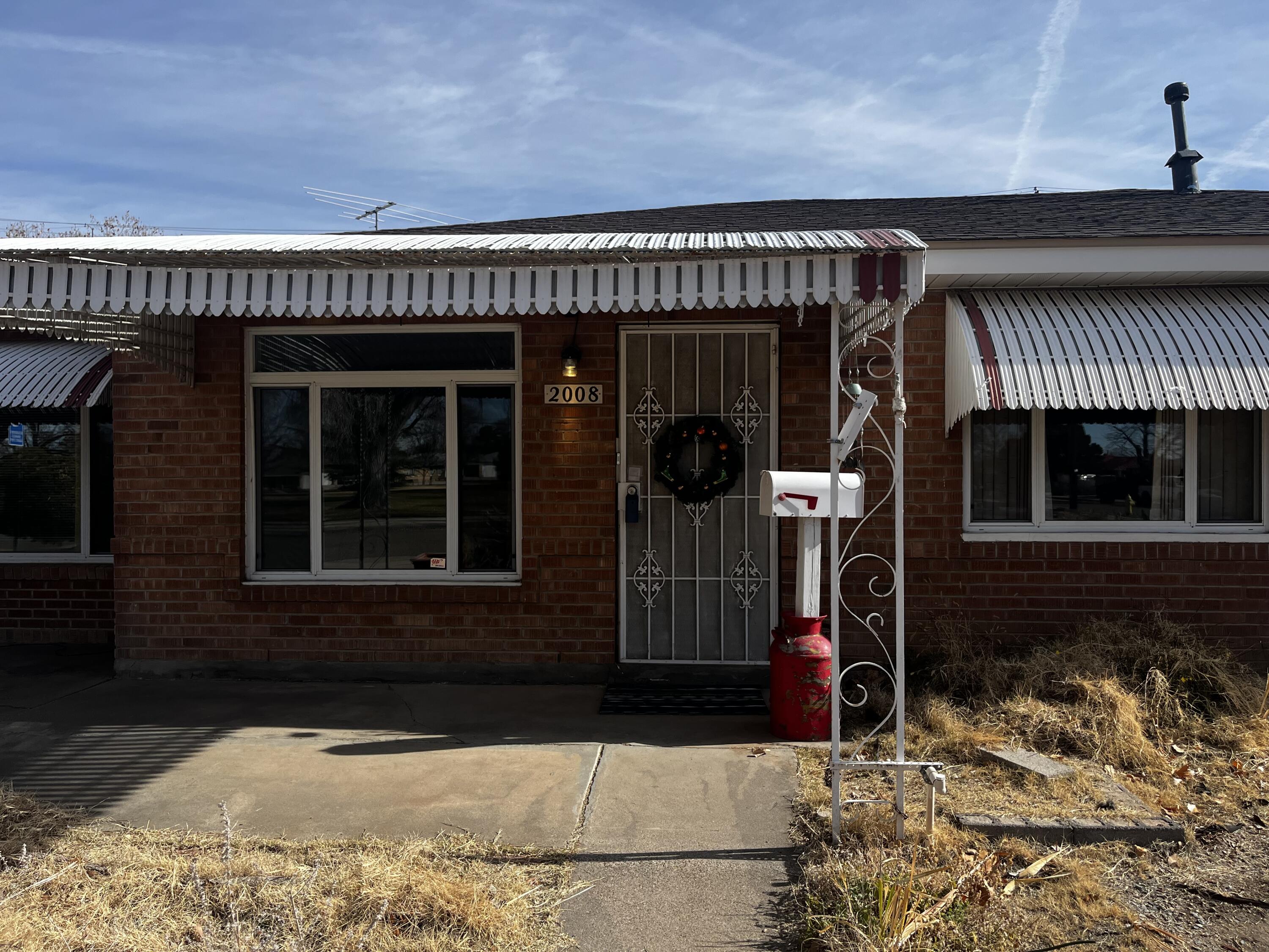 Homes for sale in Albuquerque, NM | 2008 Wisconsin St Ne, Albuquerque, NM 87110 | MLS# 1095558