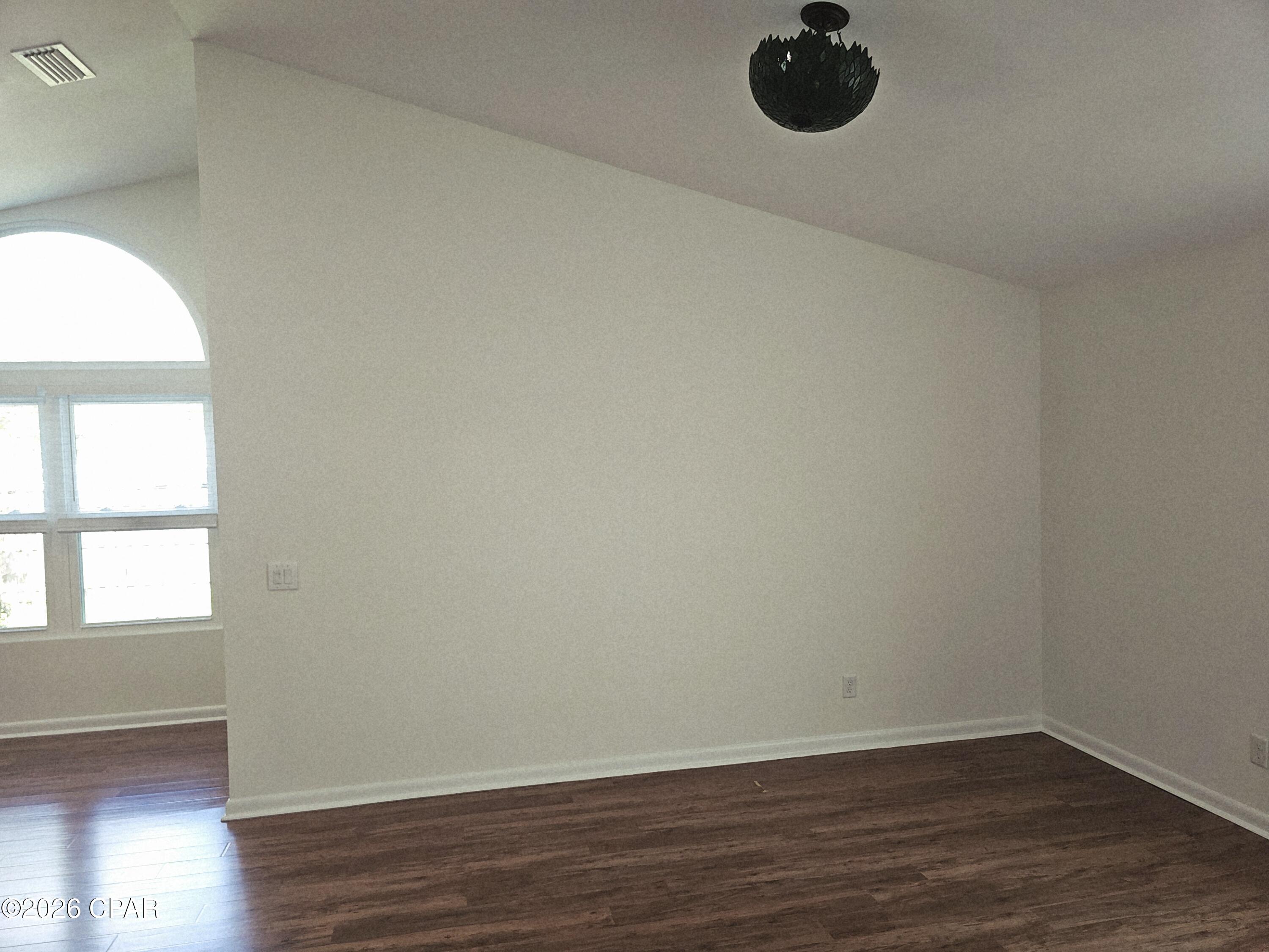 Image 20 For 2511 Commander Road