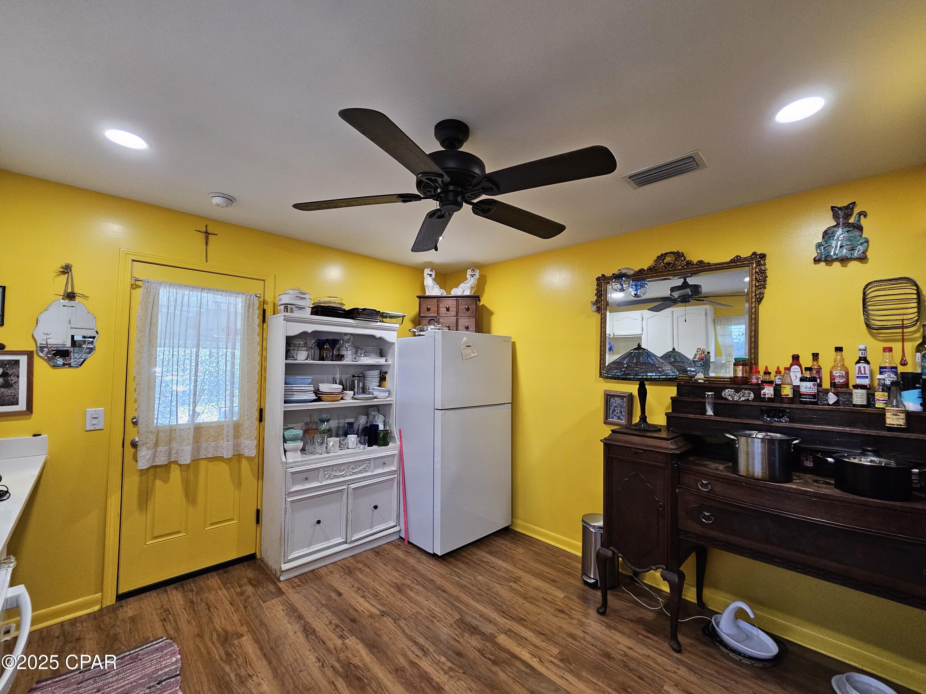 Image 7 For 2511 Commander Road