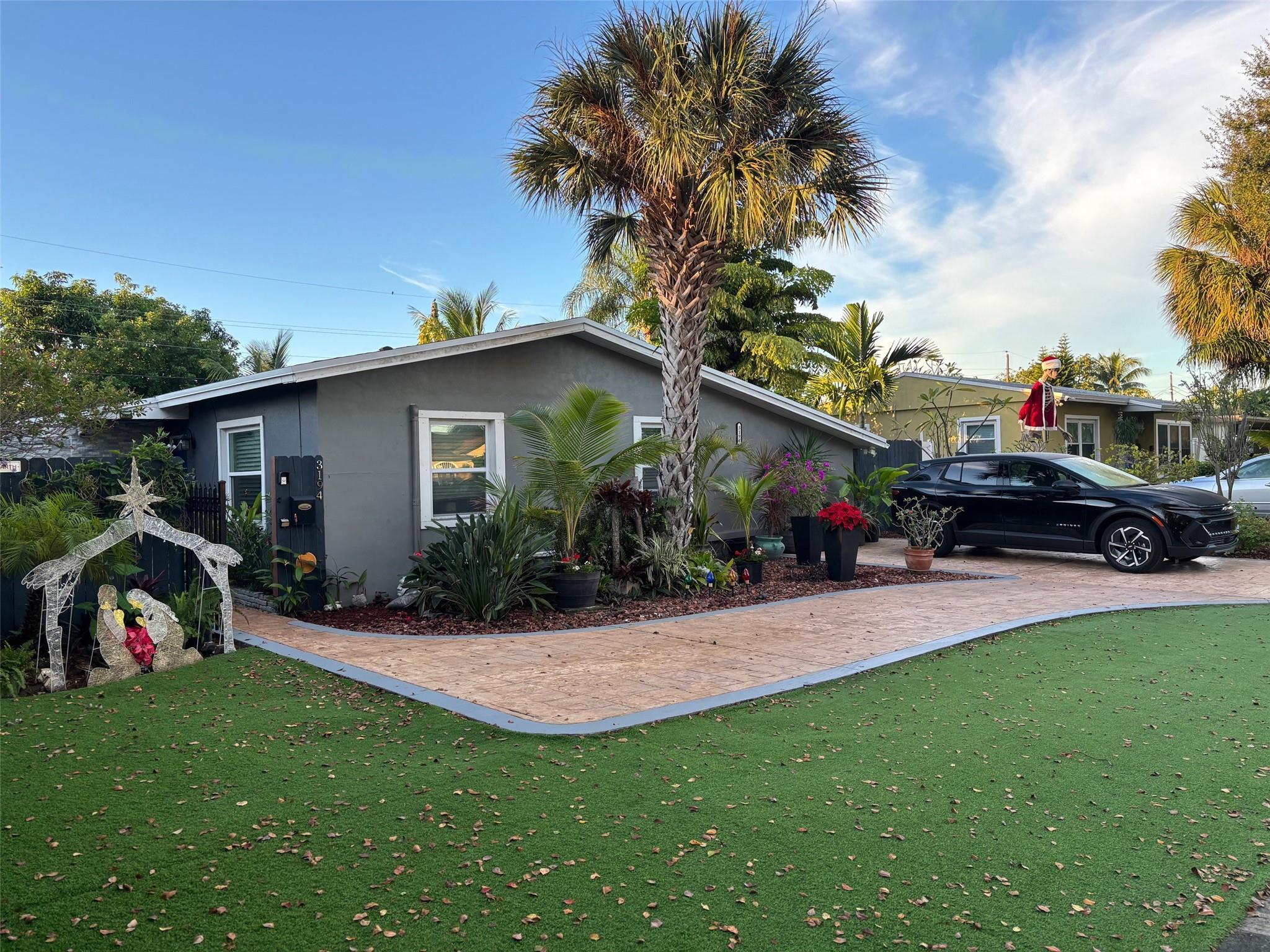 Park Road Manor 30-19 B