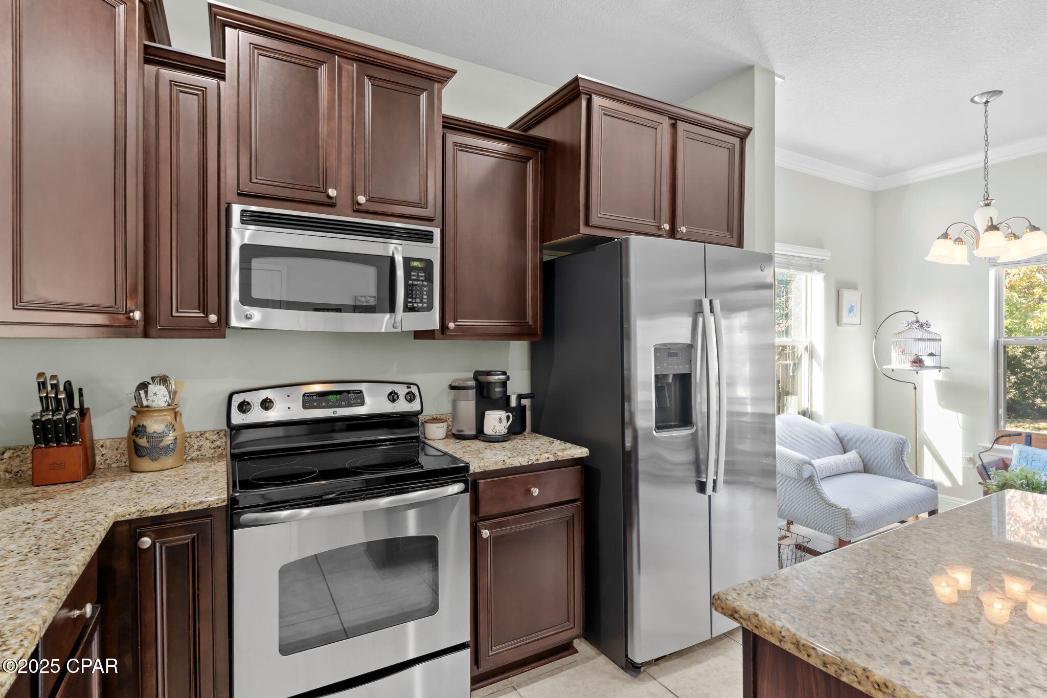 Image 11 For 330 Madison Circle