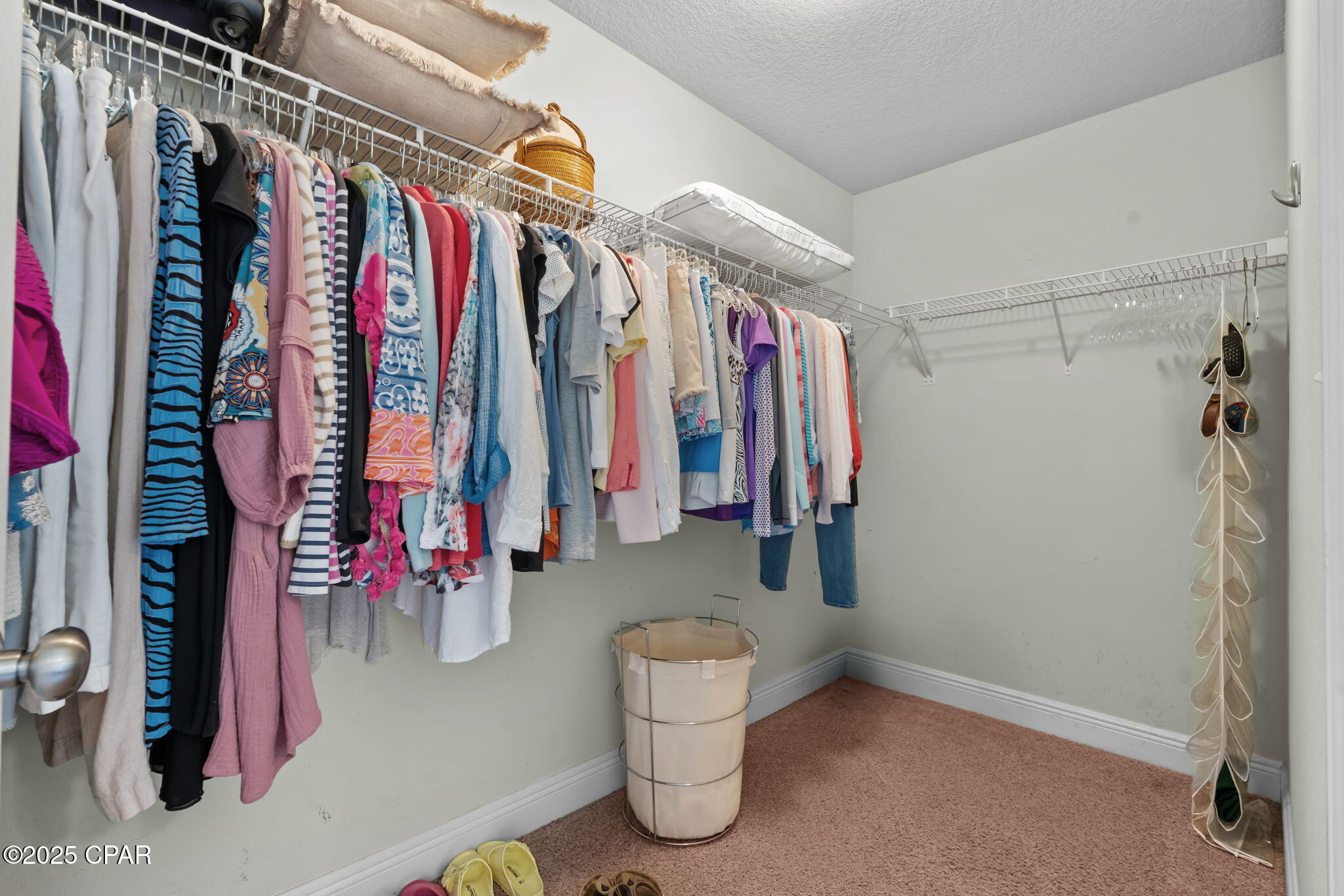 Image 21 For 330 Madison Circle