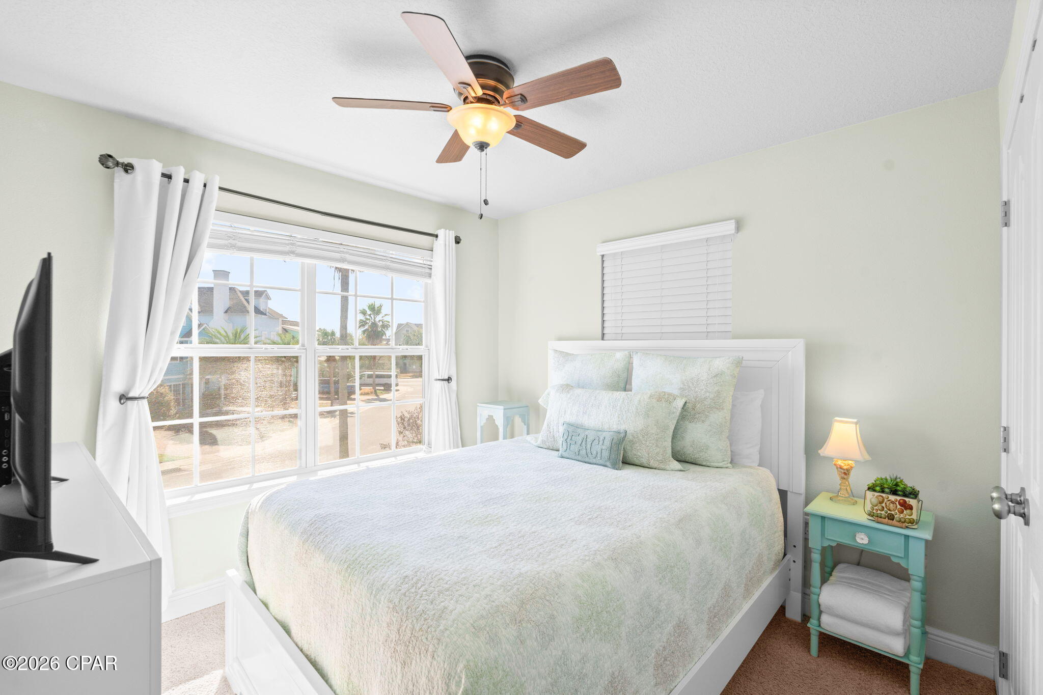 Image 27 For 330 Madison Circle