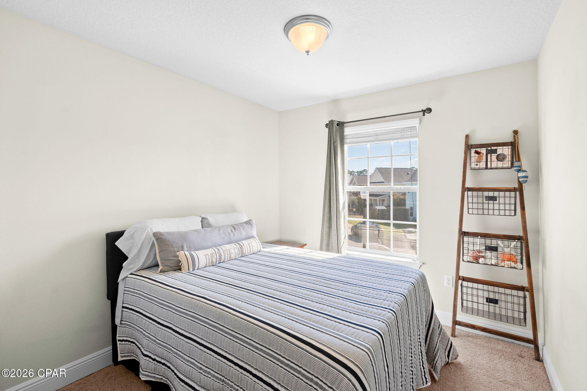 Image 31 For 330 Madison Circle