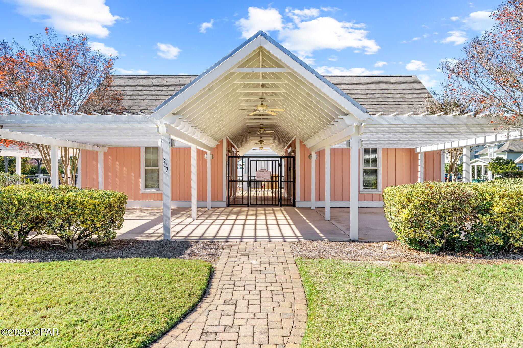 Image 42 For 330 Madison Circle