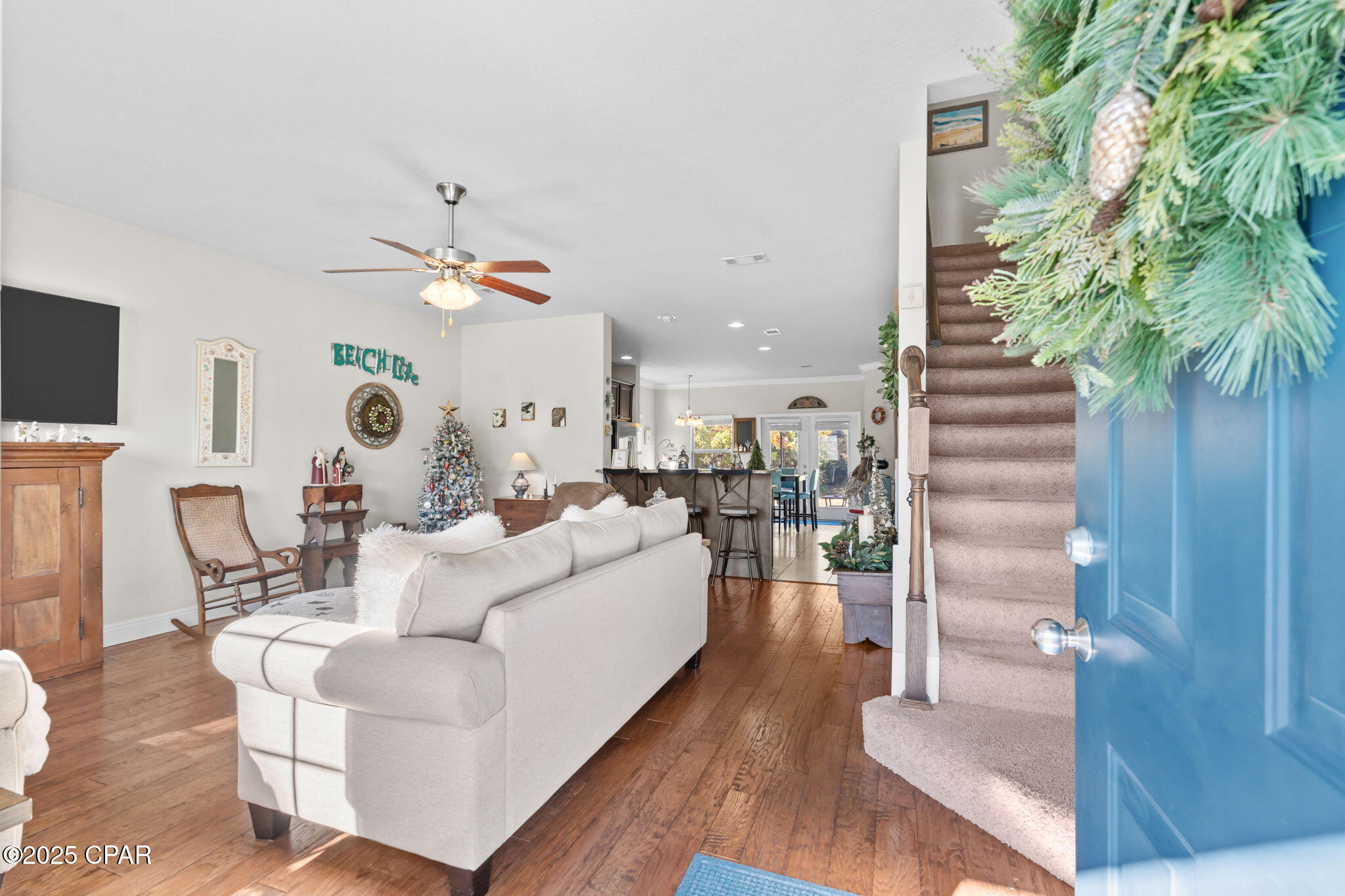 Image 6 For 330 Madison Circle