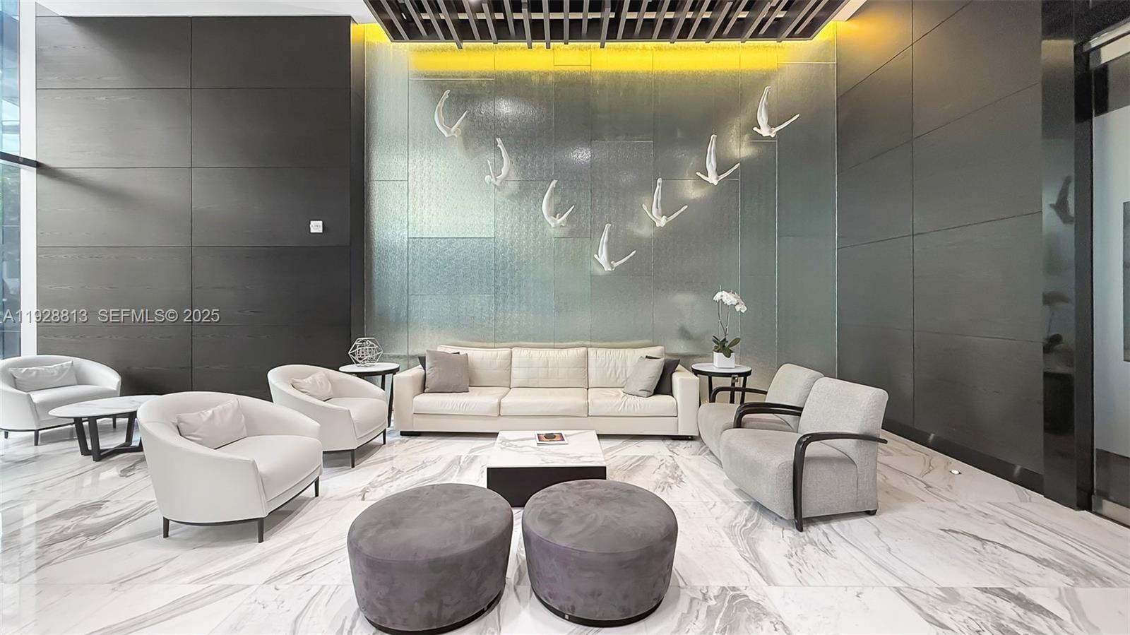 Condo for Sale in Miami, FL