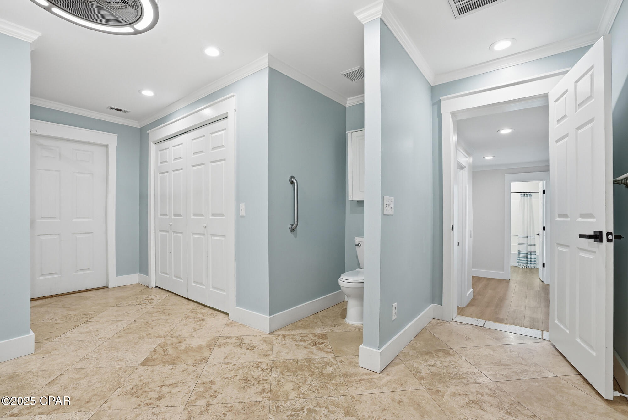 Image 13 For 18 Initial Lane