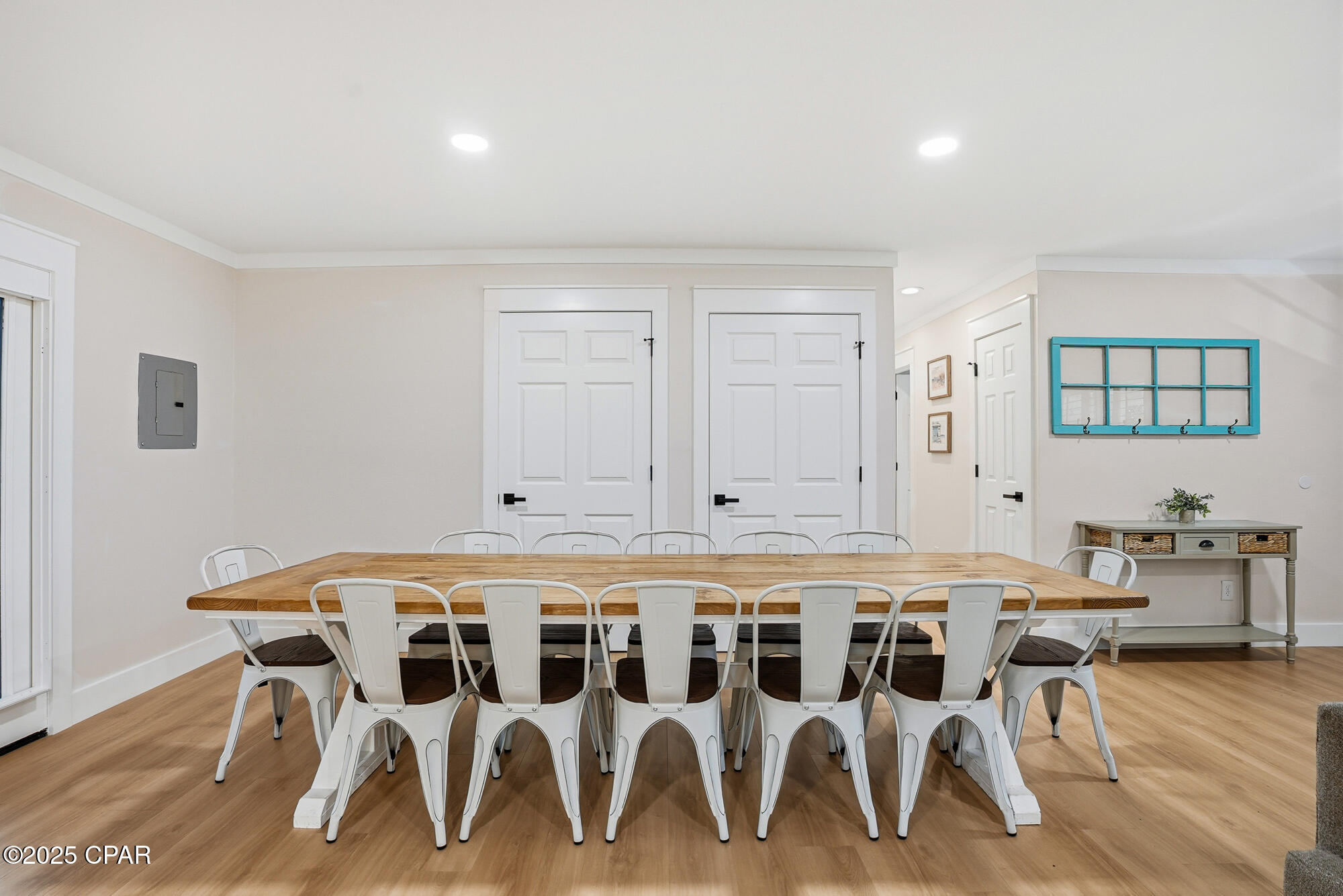 Image 26 For 18 Initial Lane