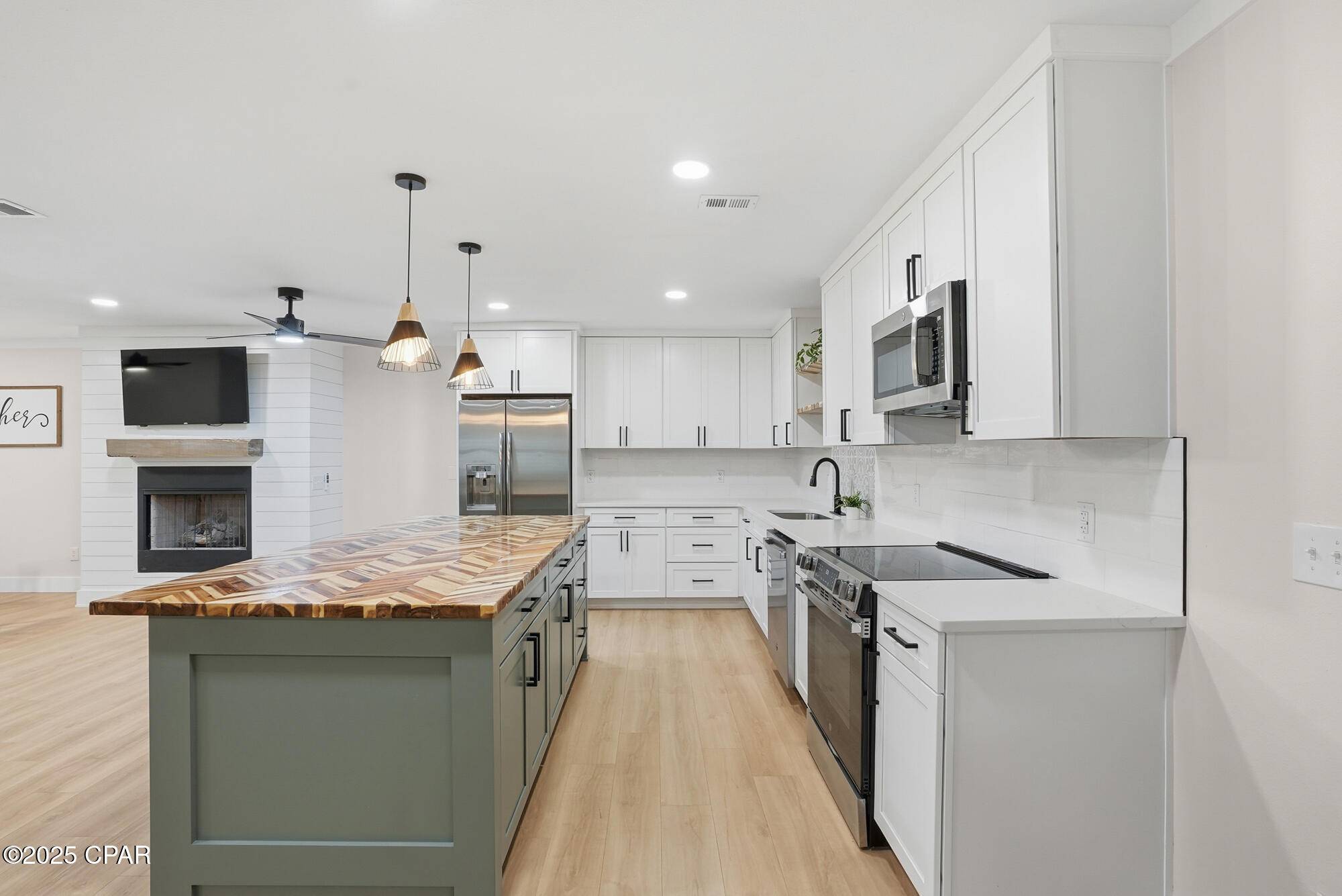 Image 27 For 18 Initial Lane