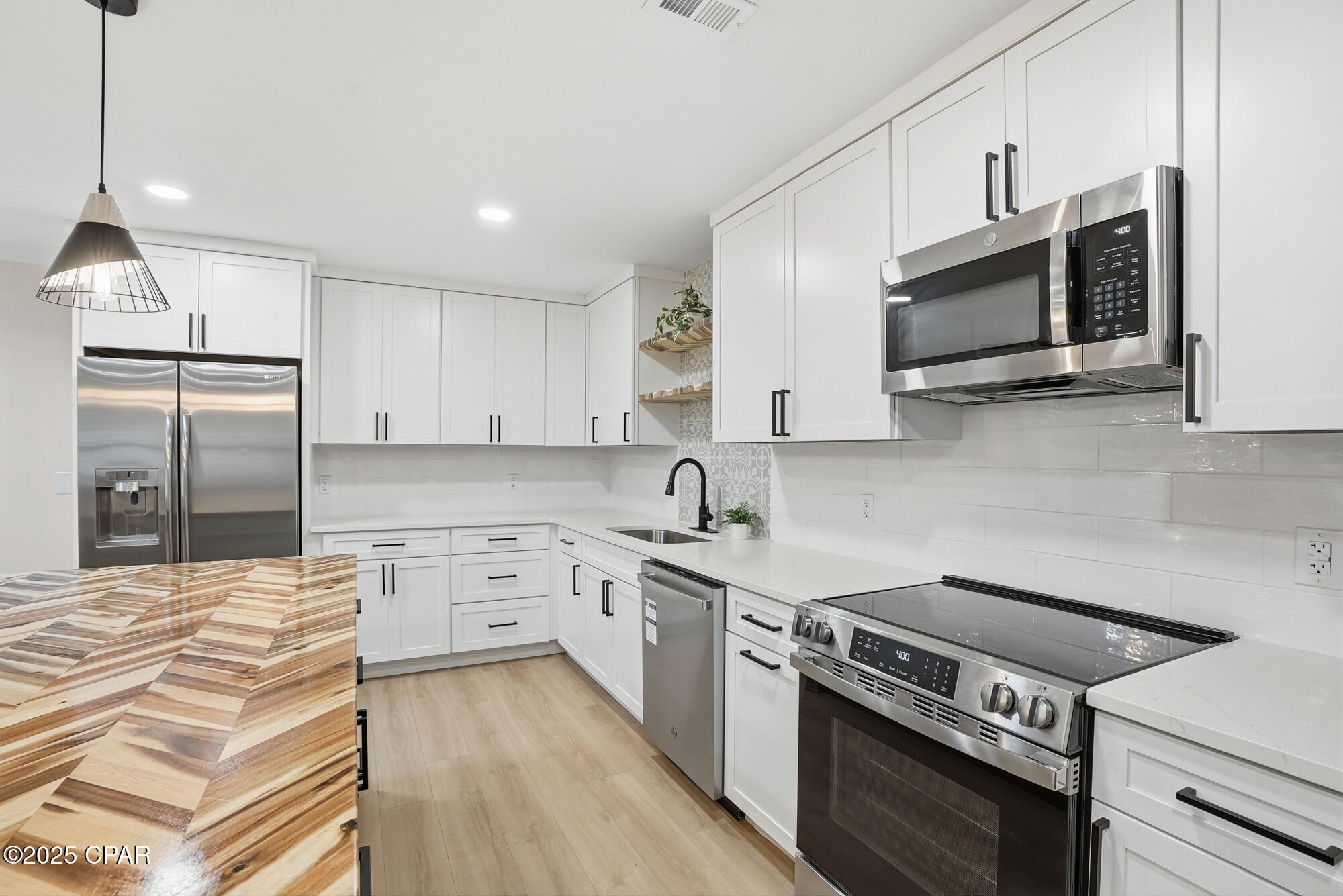 Image 30 For 18 Initial Lane