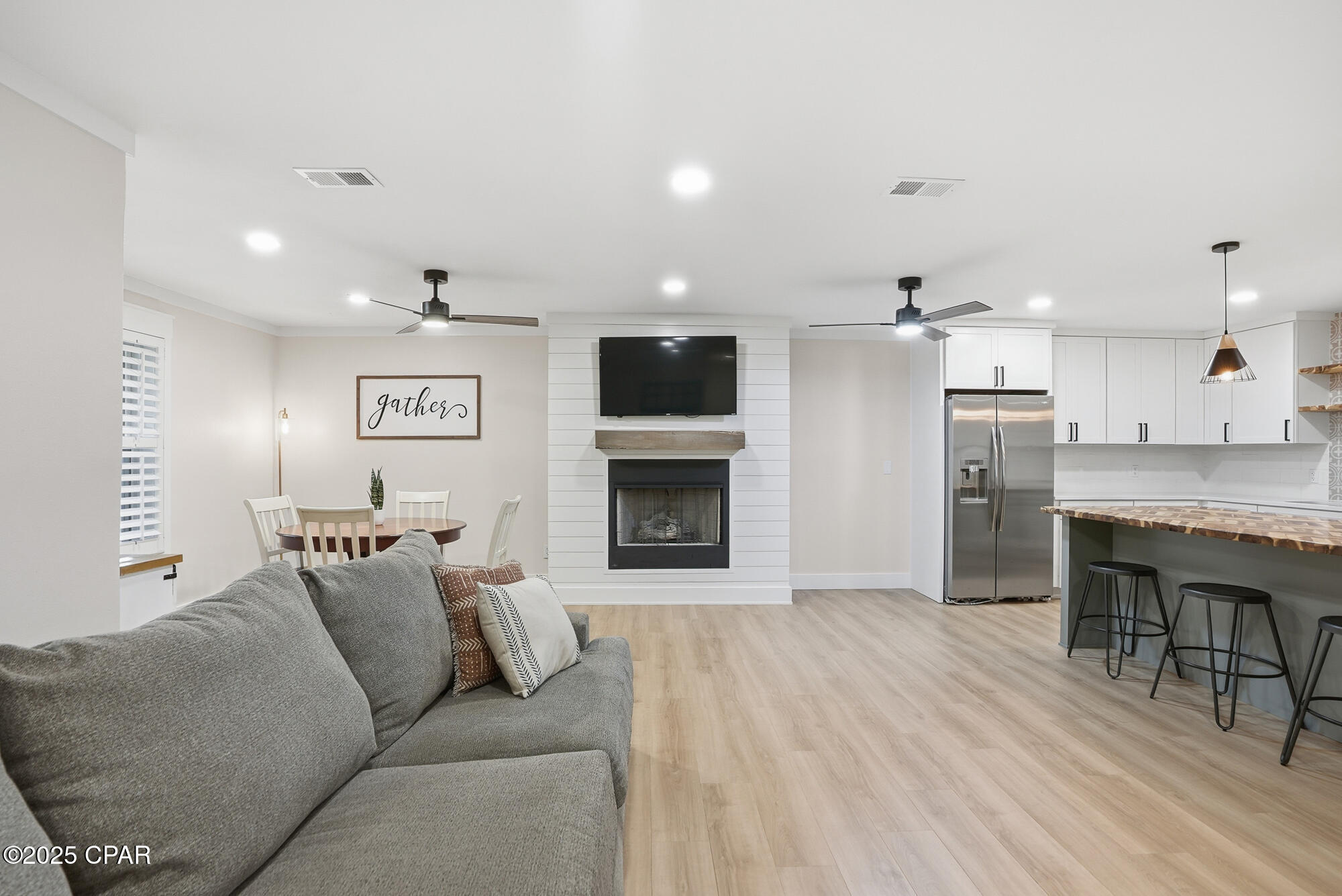 Image 36 For 18 Initial Lane