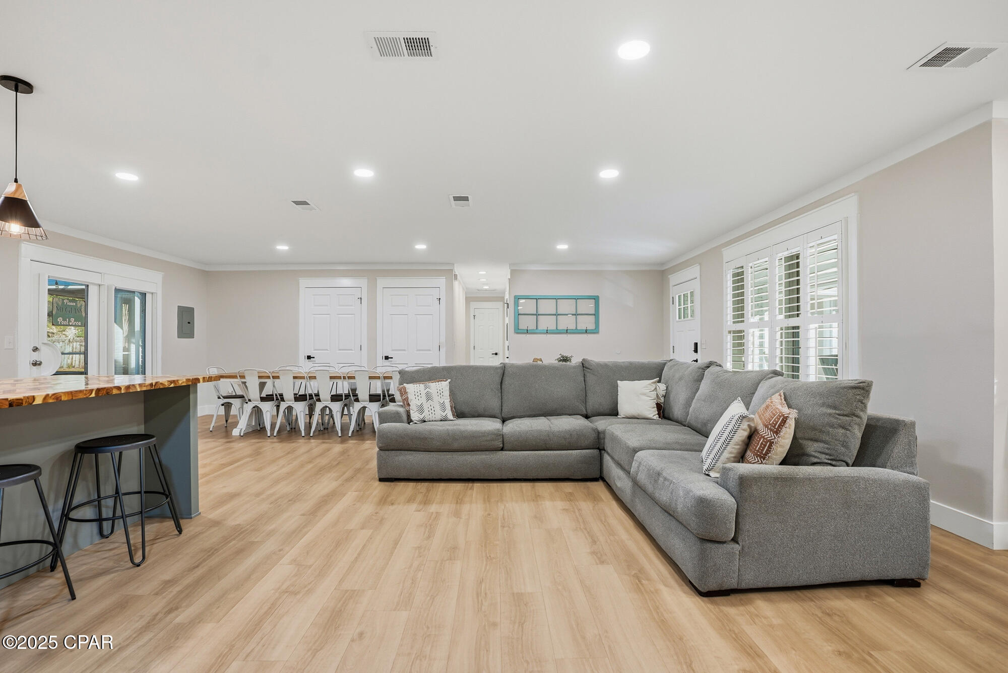 Image 39 For 18 Initial Lane