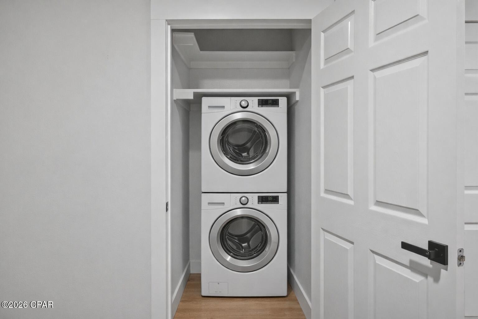 Image 40 For 18 Initial Lane