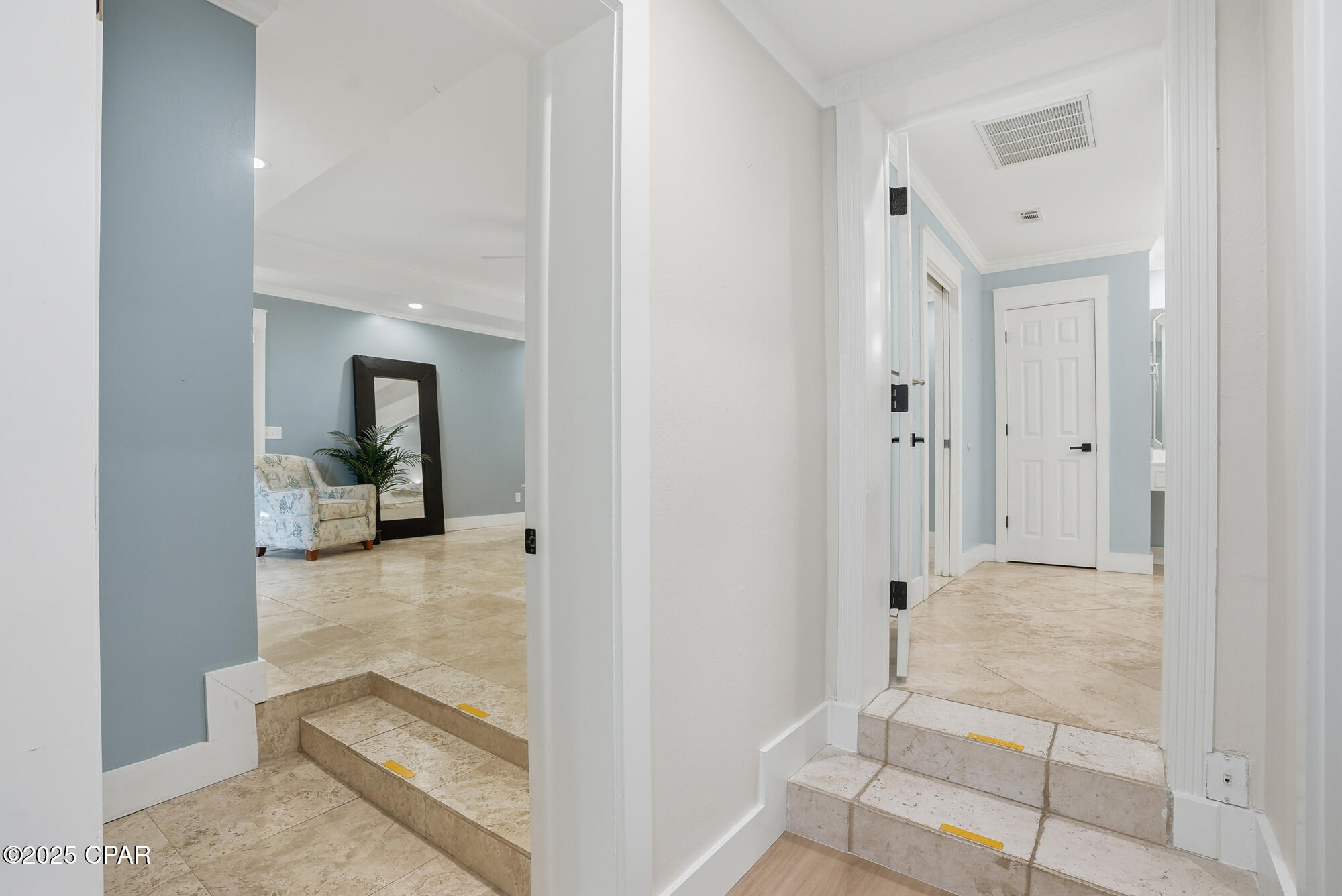 Image 7 For 18 Initial Lane