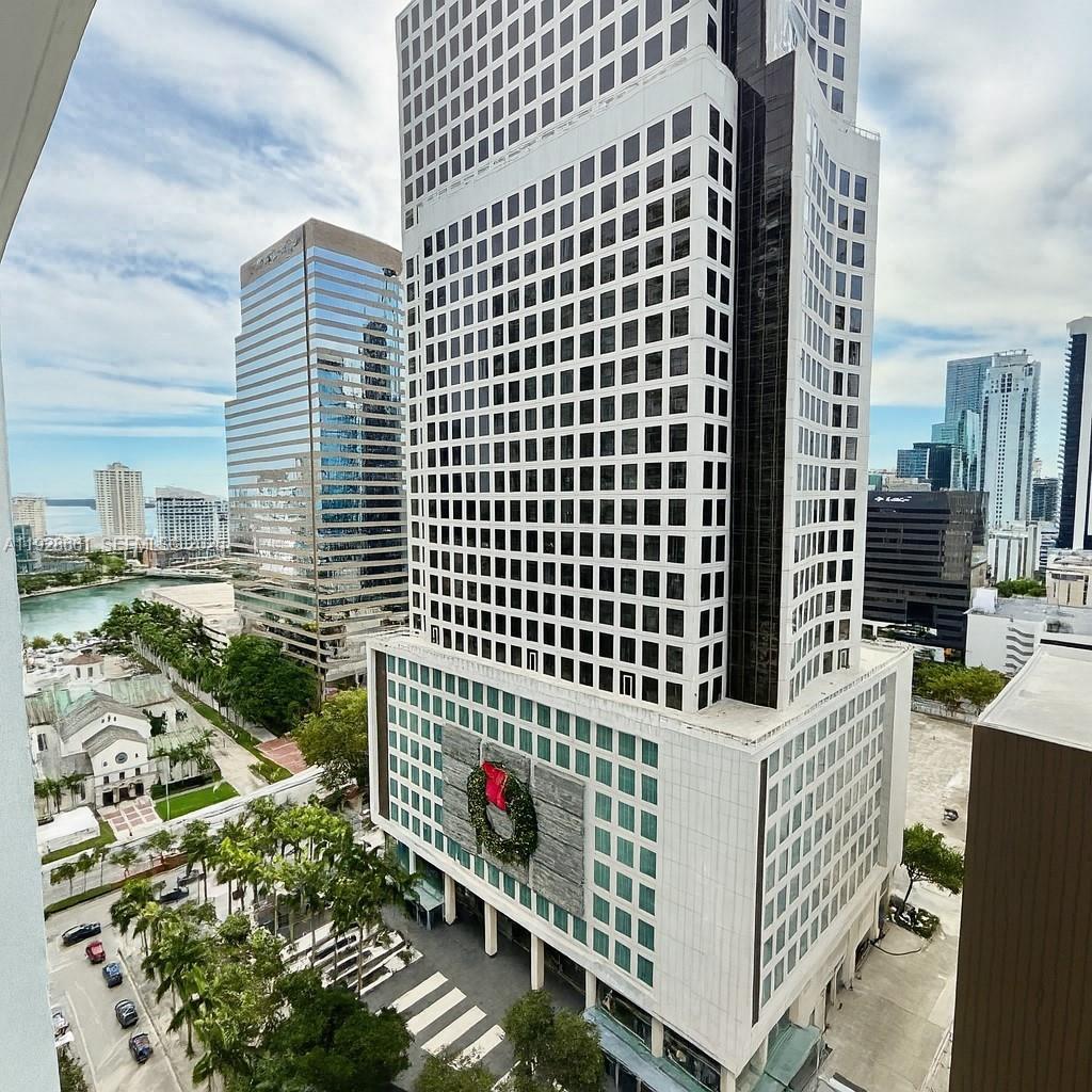500 Brickell West Condo