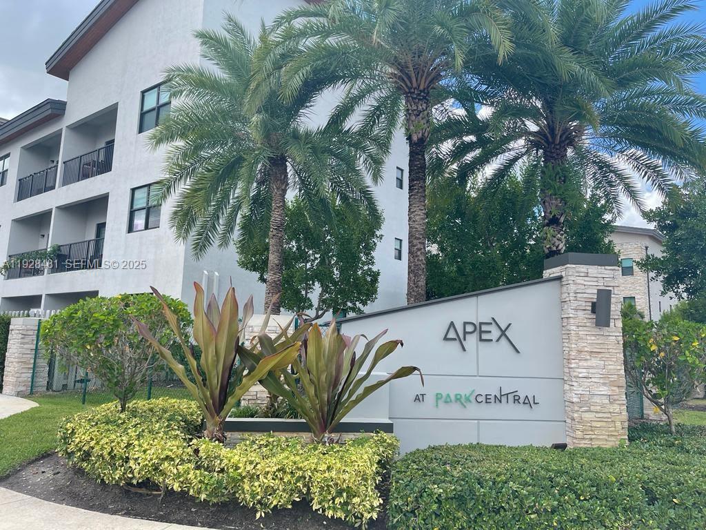 Grand Bay South Villas