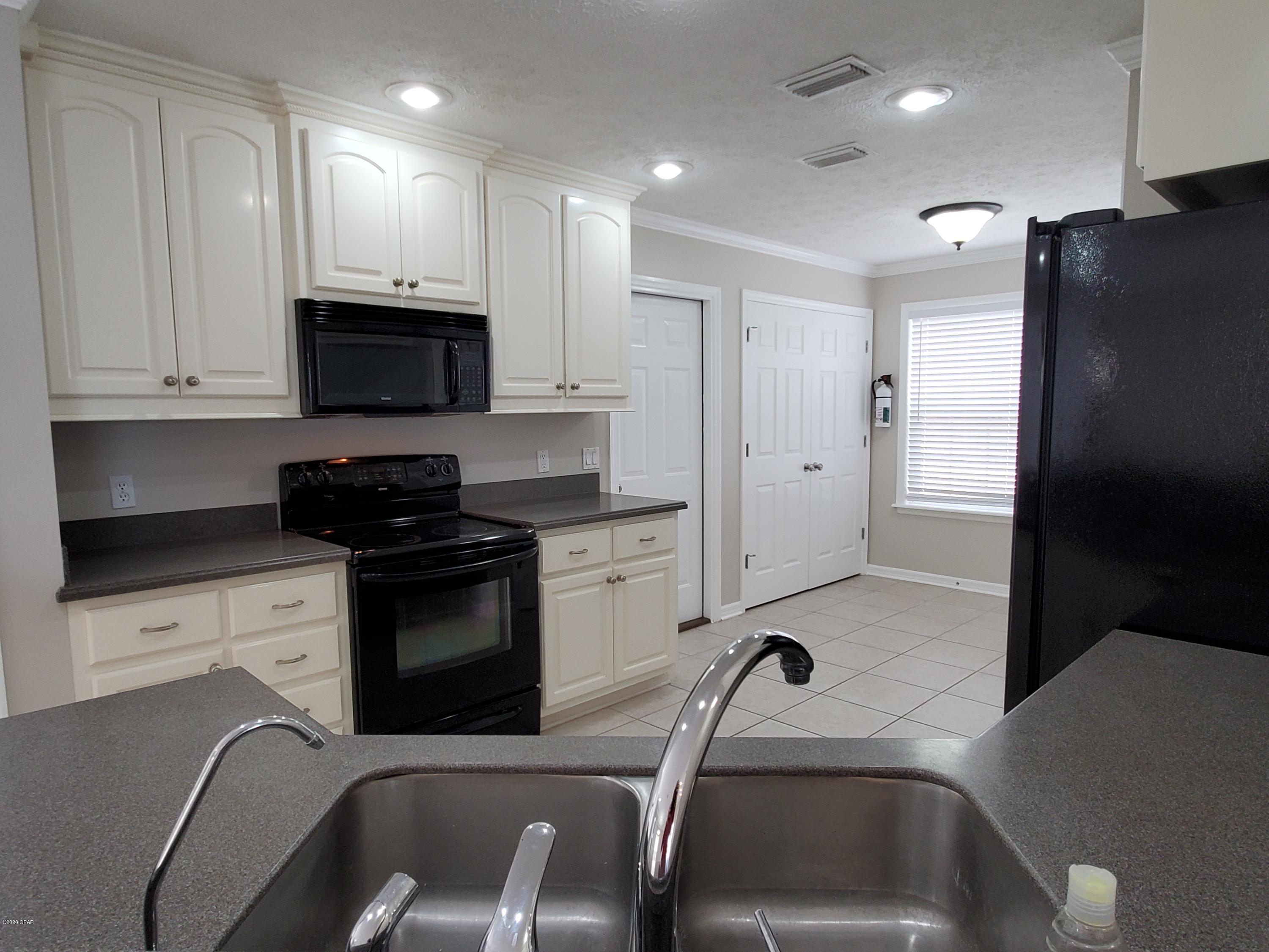 Image 12 For 3416 Harrison Avenue