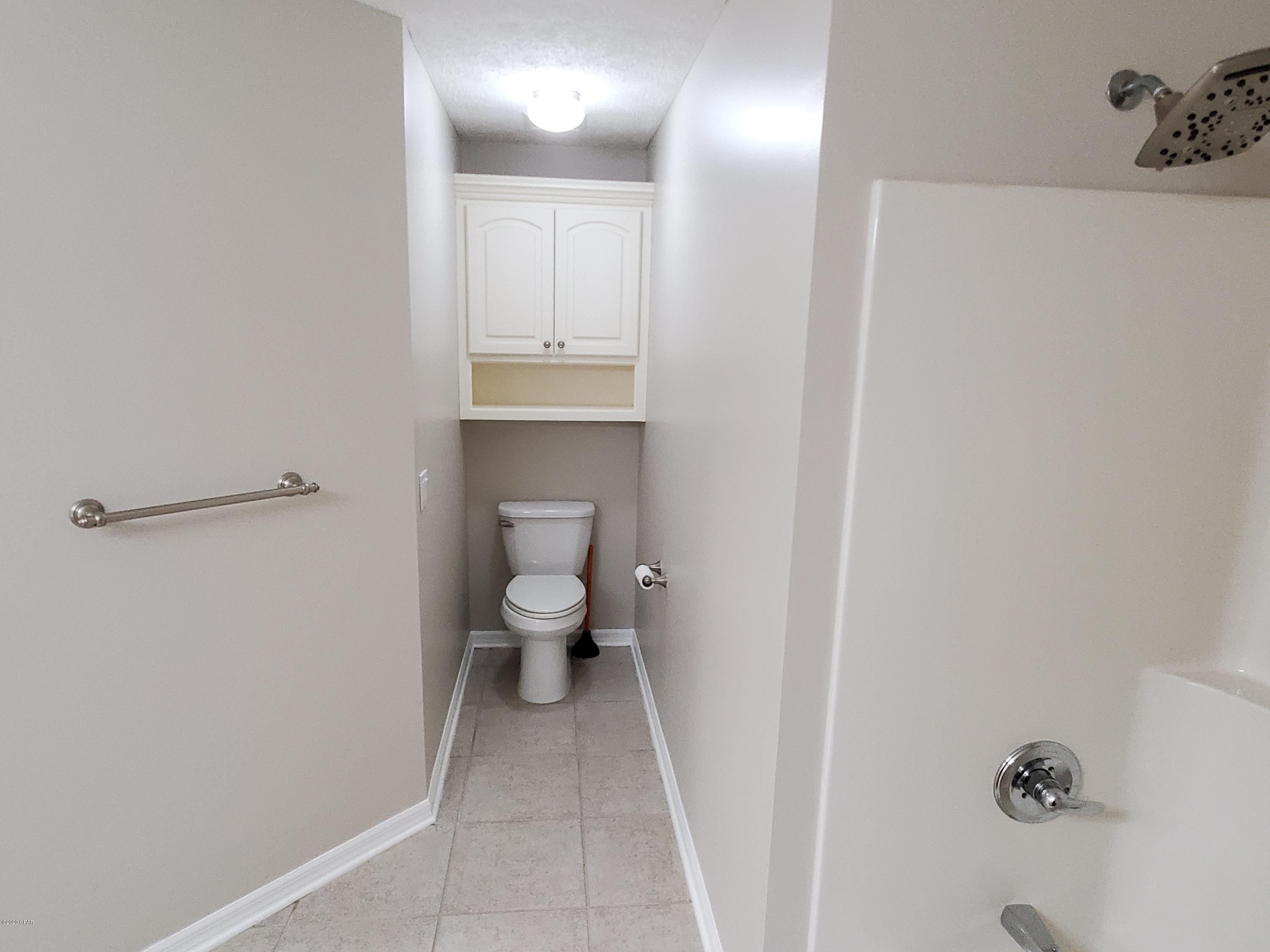 Image 19 For 3416 Harrison Avenue