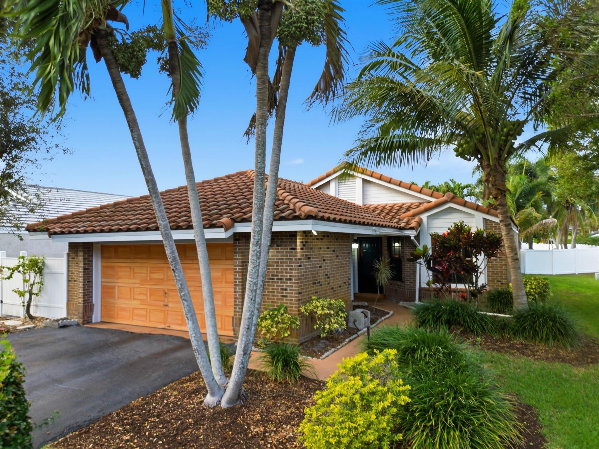 Hanover Square/windy Cree