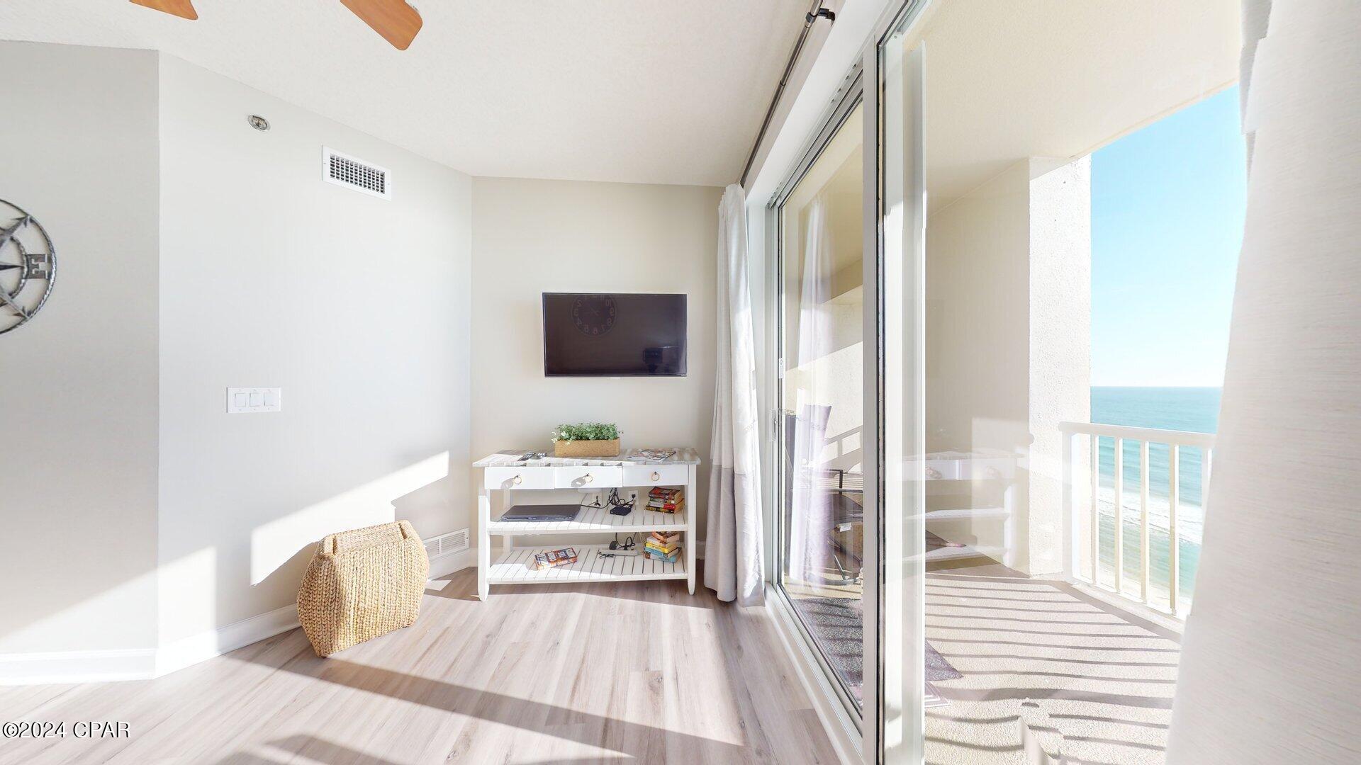 11807 Front Beach 1-1306