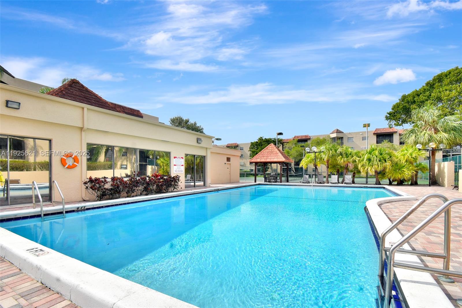 Plantation Racquet Club