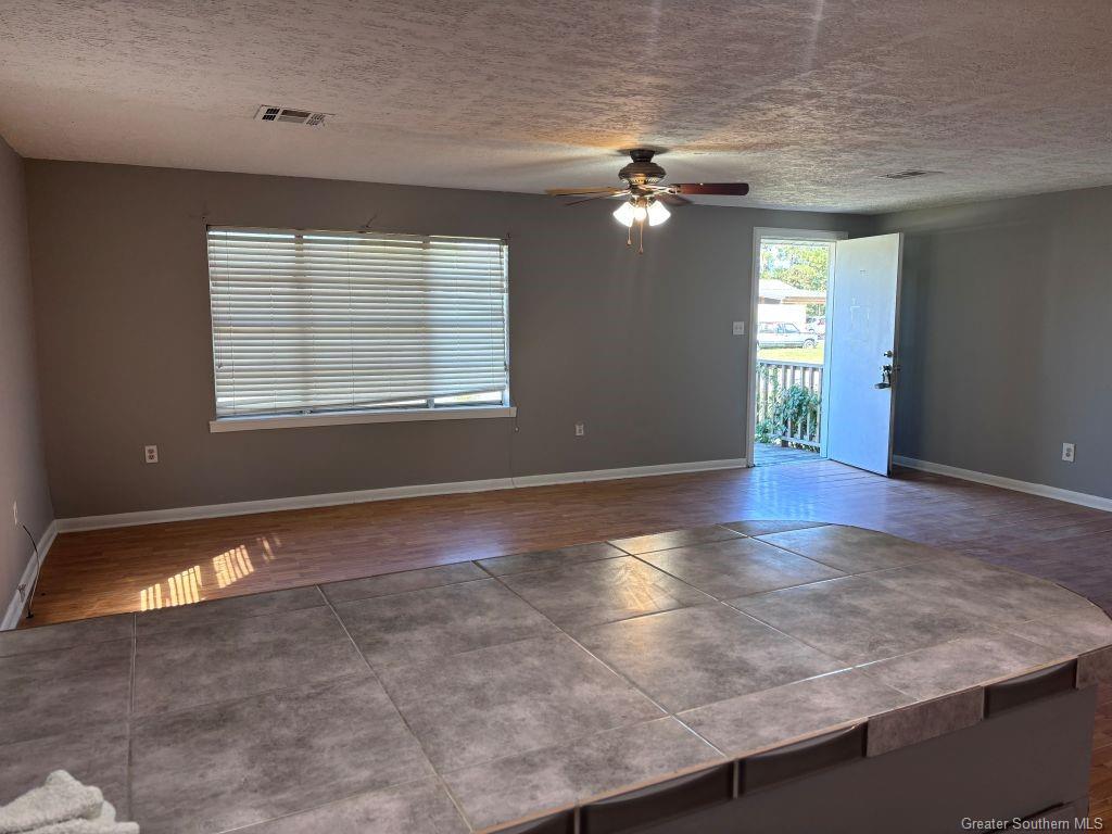 2409 N Flounder Drive — photo 3
