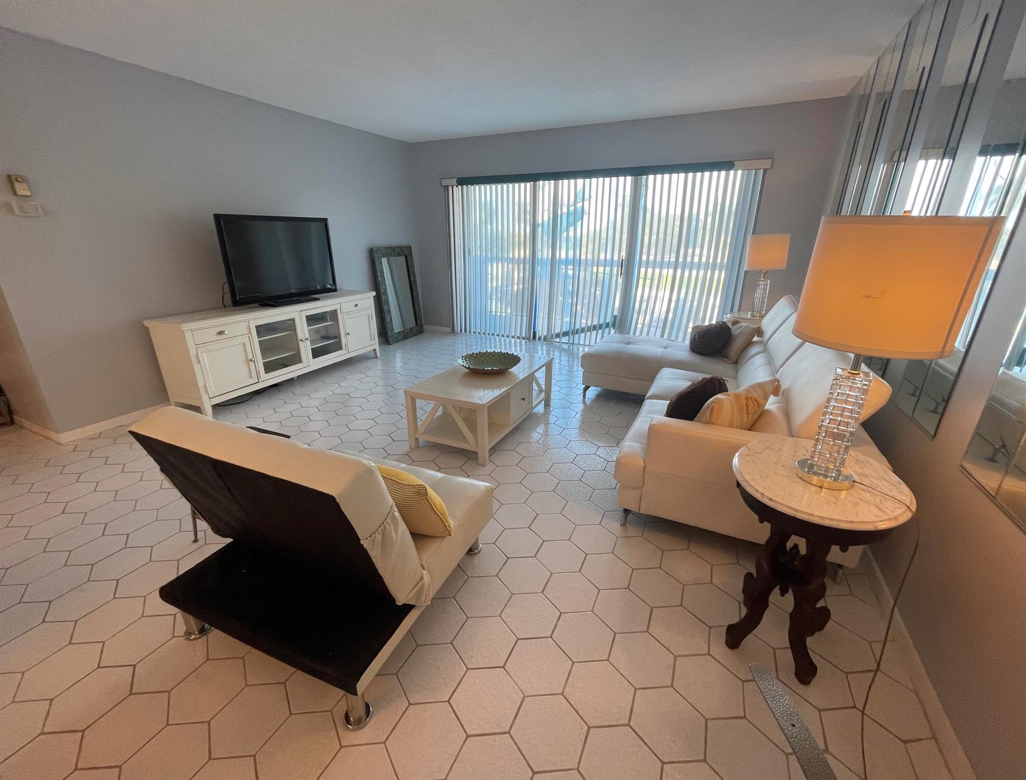 Portofino Condo Pt Of Lts