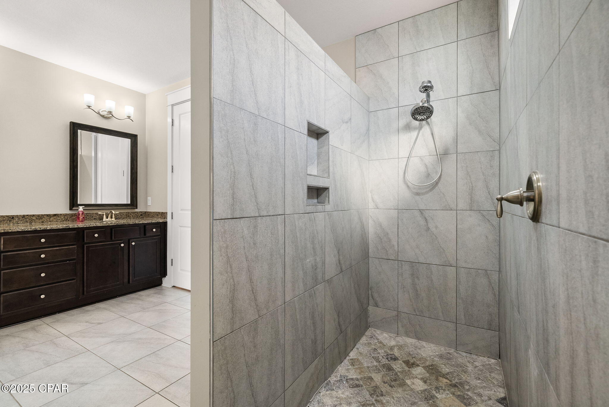 Image 29 For 1913 Discovery Loop