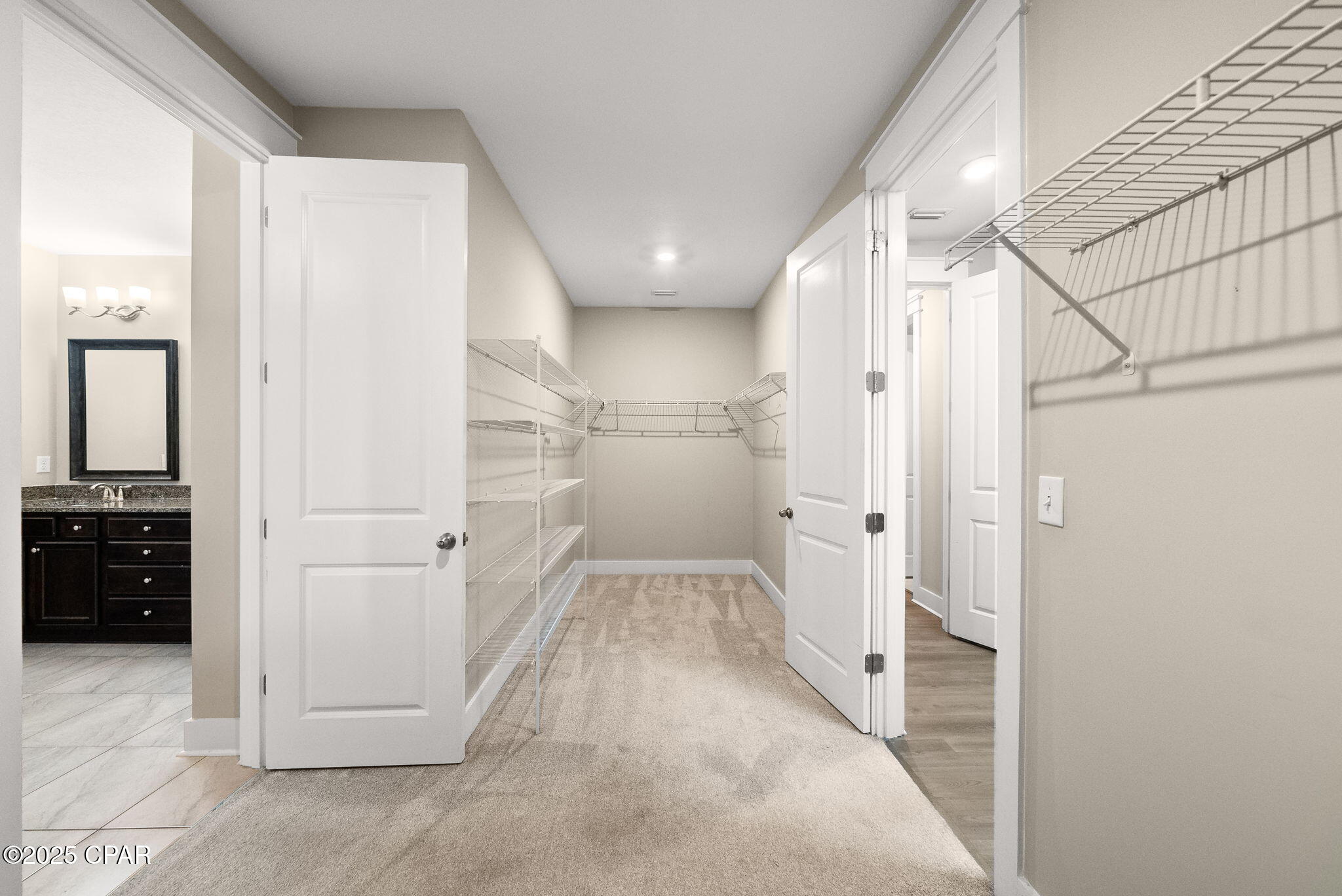 Image 30 For 1913 Discovery Loop