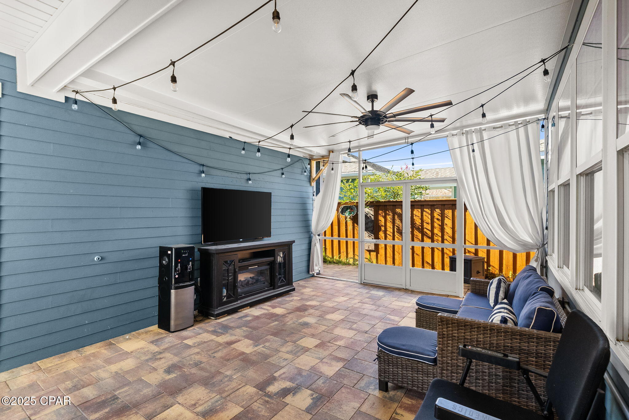 Listing photo id 34 for 1913 Discovery Loop