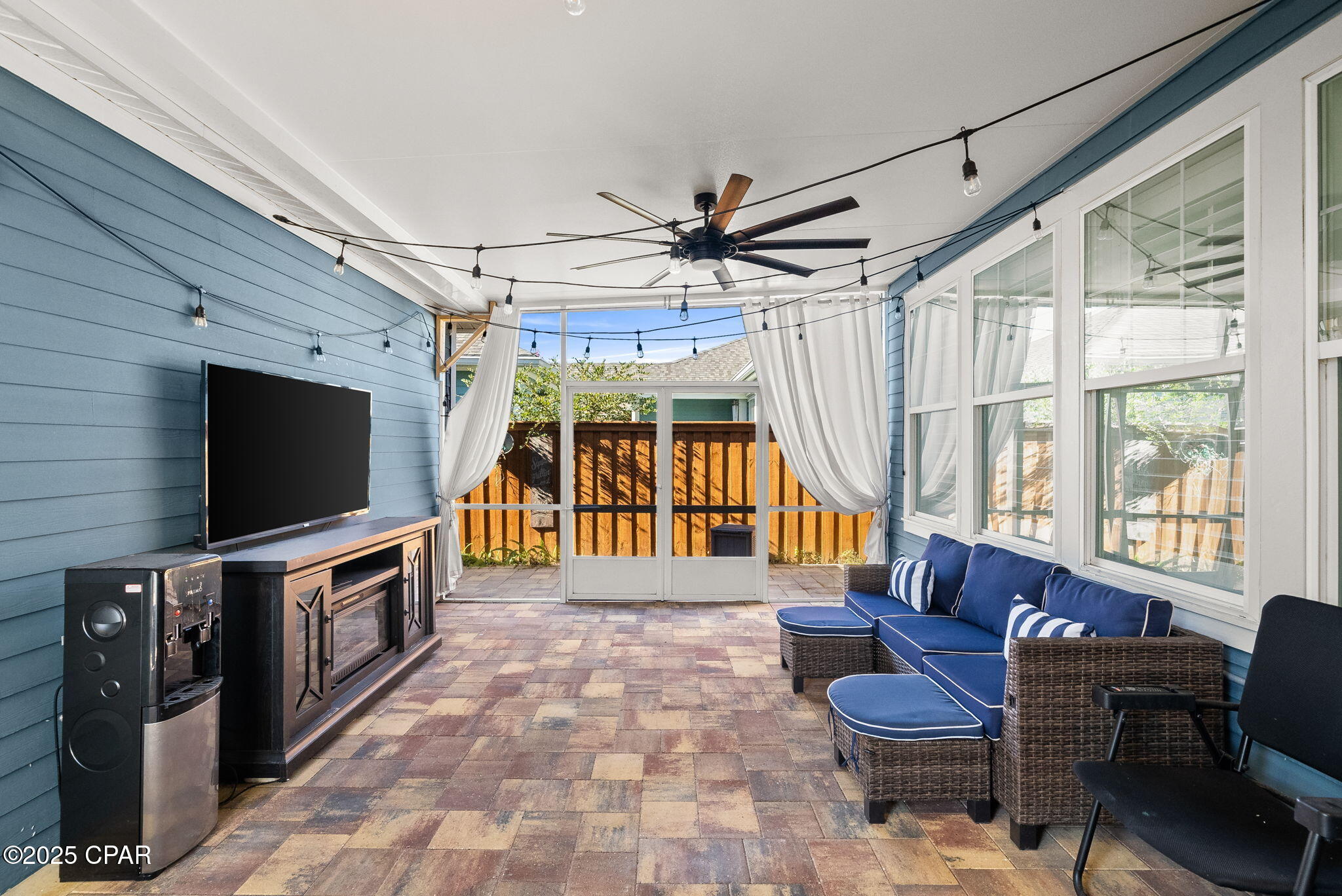 Listing photo id 35 for 1913 Discovery Loop