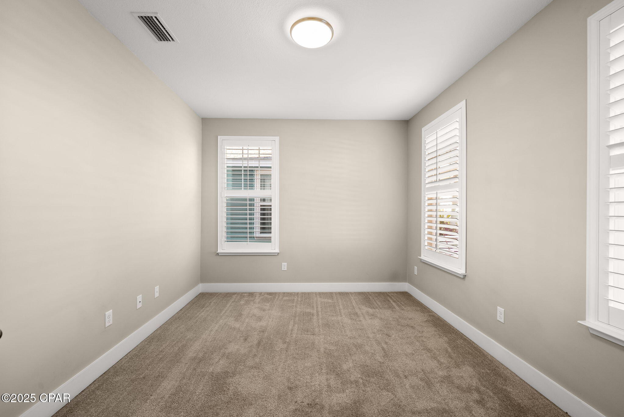 Listing photo id 6 for 1913 Discovery Loop